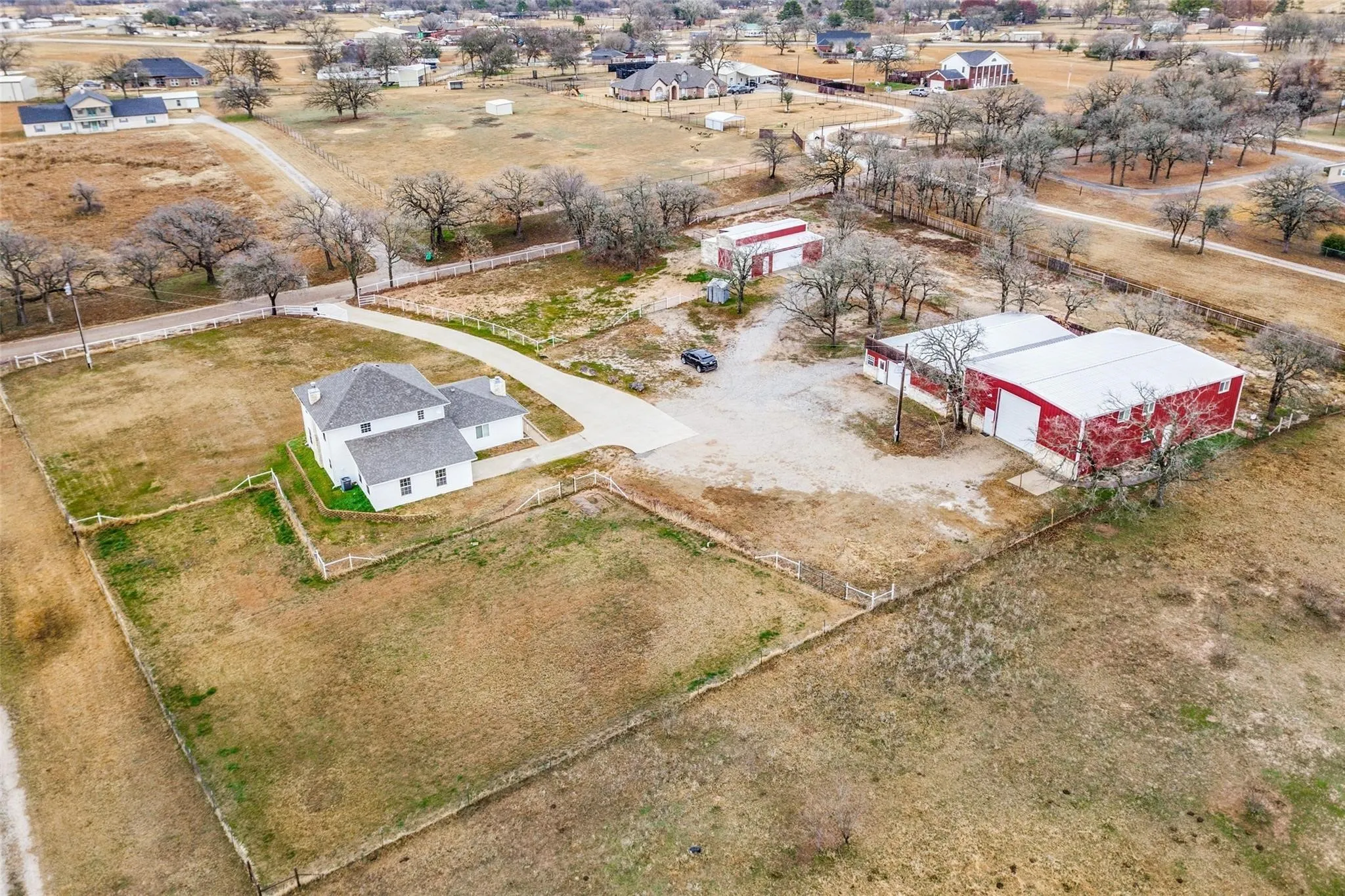 Single Family Residence For Rent in Wise County , 470 County Road 3198, Decatur, Texas 76234, 4 Bedroom, 5 Bathroom, 2 Garage spaces, 2,627 Sqft, built in 2000, mls#21373207, Real Estate Agent in Decatur, Homes For Rent in Wise county, Homes For Rent in Decatur, Realtor in Decatur Texas, Real Estate Brokerage Independent Realty Texas, Luminita Cordes Realtor