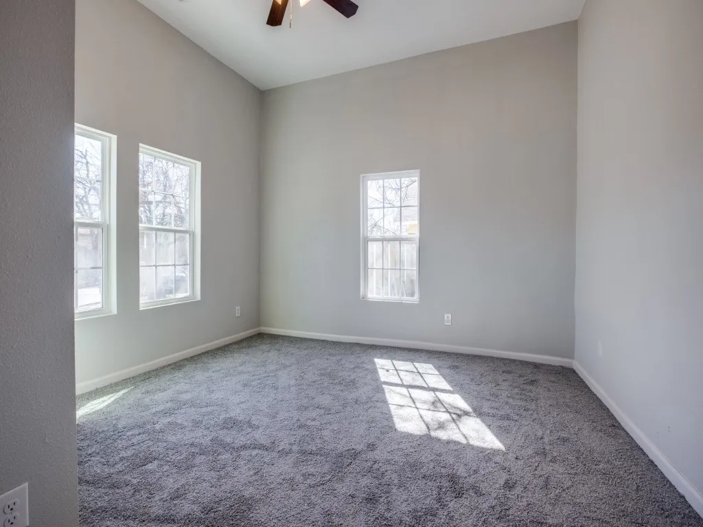 Single Family Residence For Sale in Tarrant County , 3204 5TH Avenue, Fort Worth, Texas 76110, 3 Bedroom, 2 Bathroom, Garage spaces, 1,278 Sqft, built in 1952, mls#21373188, Real Estate Agent in Fort Worth, Homes For Sale in Tarrant county, Homes For Sale in Fort Worth, Realtor in Fort Worth Texas, Real Estate Brokerage Independent Realty Texas, Luminita Cordes Realtor