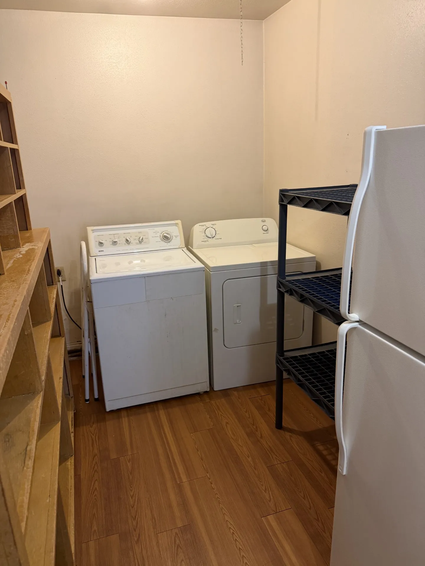 Single Family Residence For Sale in Dallas County , 1329 E UNION BOWER Road, Irving, Texas 75061, 2 Bedroom, 2 Bathroom, 2 Garage spaces, 1,423 Sqft, built in 1958, mls#21373221, Real Estate Agent in Irving, Homes For Sale in Dallas county, Homes For Sale in Irving, Realtor in Irving Texas, Real Estate Brokerage Independent Realty Texas, Luminita Cordes Realtor