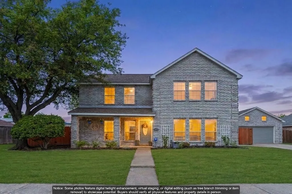 Single Family Residence For Sale in Dallas County , 5313 Peach Tree Lane, Sachse, Texas 75048, 4 Bedroom, 4 Bathroom, 4 Garage spaces, 2,296 Sqft, built in 1993, mls#21372839, Real Estate Agent in Sachse, Homes For Sale in Dallas county, Homes For Sale in Sachse, Realtor in Sachse Texas, Real Estate Brokerage Independent Realty Texas, Luminita Cordes Realtor