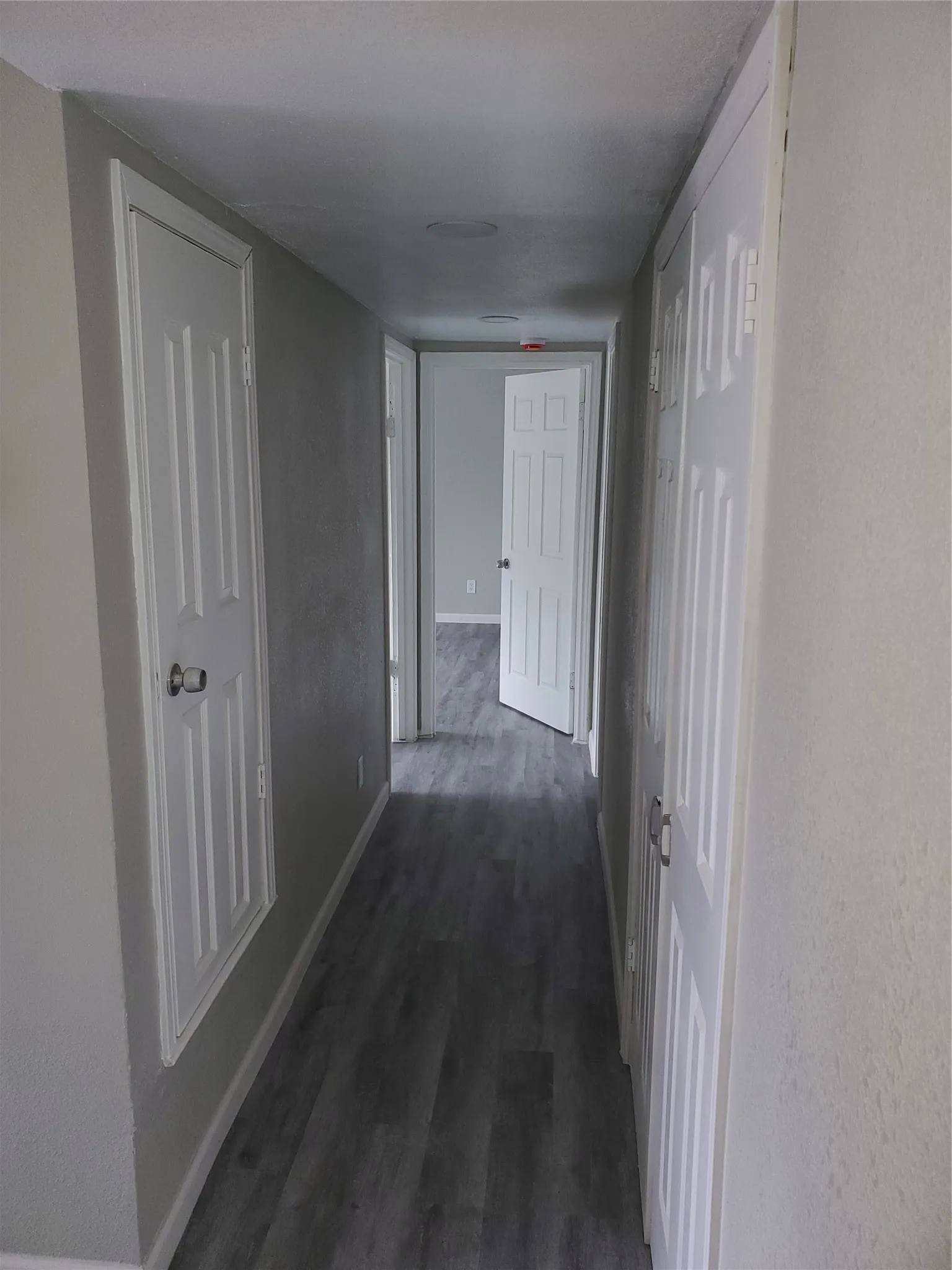 Apartment For Rent in Tarrant County , 6754 Trail Lake Drive B, Fort Worth, Texas 76133, 2 Bedroom, 2 Bathroom, Garage spaces, 1,064 Sqft, built in 1971, mls#21373206, Real Estate Agent in Fort Worth, Homes For Rent in Tarrant county, Homes For Rent in Fort Worth, Realtor in Fort Worth Texas, Real Estate Brokerage Independent Realty Texas, Luminita Cordes Realtor