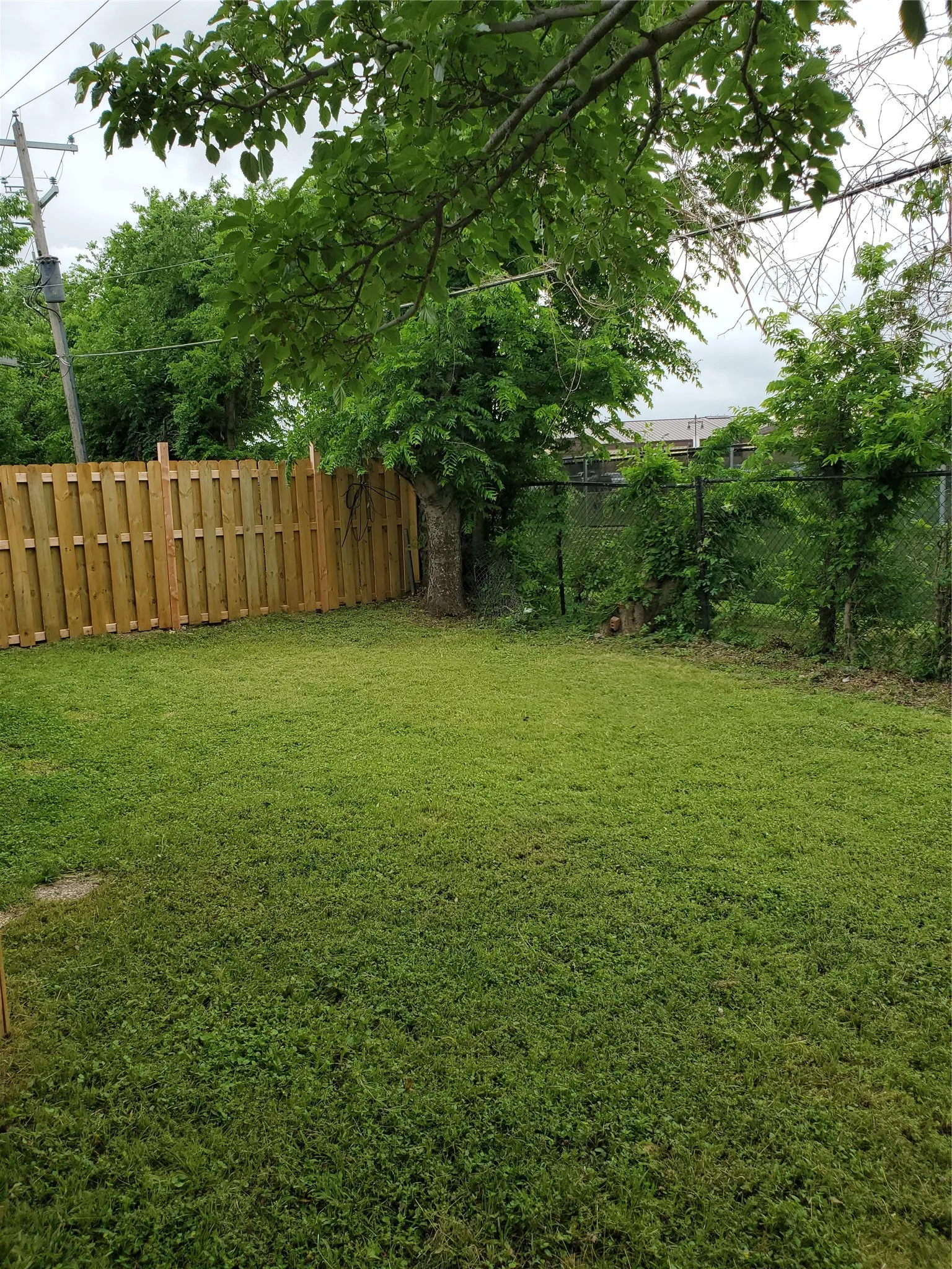 Apartment For Rent in Tarrant County , 6754 Trail Lake Drive B, Fort Worth, Texas 76133, 2 Bedroom, 2 Bathroom, Garage spaces, 1,064 Sqft, built in 1971, mls#21373206, Real Estate Agent in Fort Worth, Homes For Rent in Tarrant county, Homes For Rent in Fort Worth, Realtor in Fort Worth Texas, Real Estate Brokerage Independent Realty Texas, Luminita Cordes Realtor