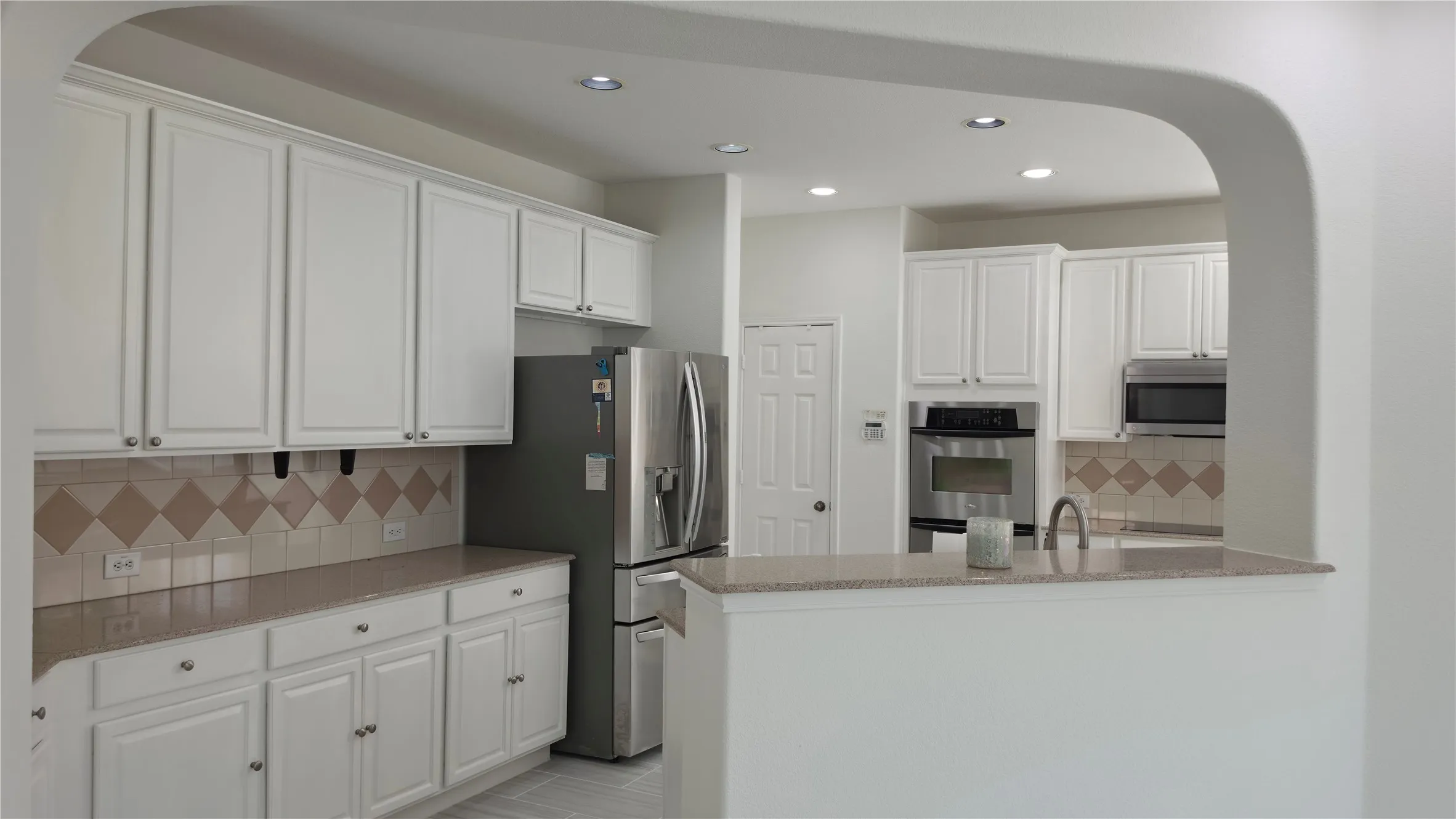 Single Family Residence For Sale in Tarrant County , 606 Port Royale Way, Euless, Texas 76039, 4 Bedroom, 3 Bathroom, 2 Garage spaces, 3,441 Sqft, built in 2007, mls#21373178, Real Estate Agent in Euless, Homes For Sale in Tarrant county, Homes For Sale in Euless, Realtor in Euless Texas, Real Estate Brokerage Independent Realty Texas, Luminita Cordes Realtor