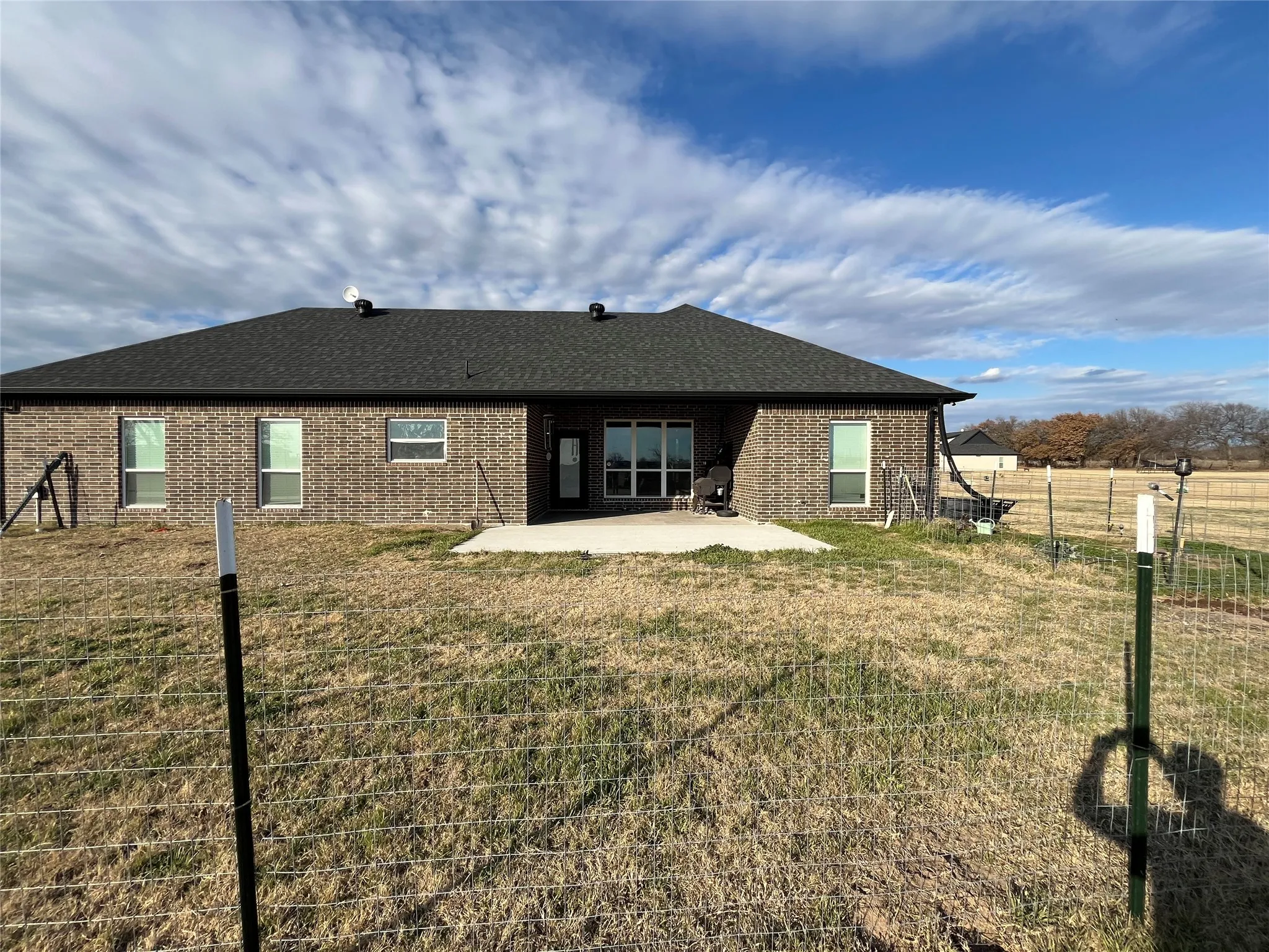 Single Family Residence For Rent in Parker County , 171 Cool Meadows Court, Millsap, Texas 76066, 3 Bedroom, 2 Bathroom, 2 Garage spaces, 1,668 Sqft, built in 2021, mls#21373242, Real Estate Agent in Millsap, Homes For Rent in Parker county, Homes For Rent in Millsap, Realtor in Millsap Texas, Real Estate Brokerage Independent Realty Texas, Luminita Cordes Realtor