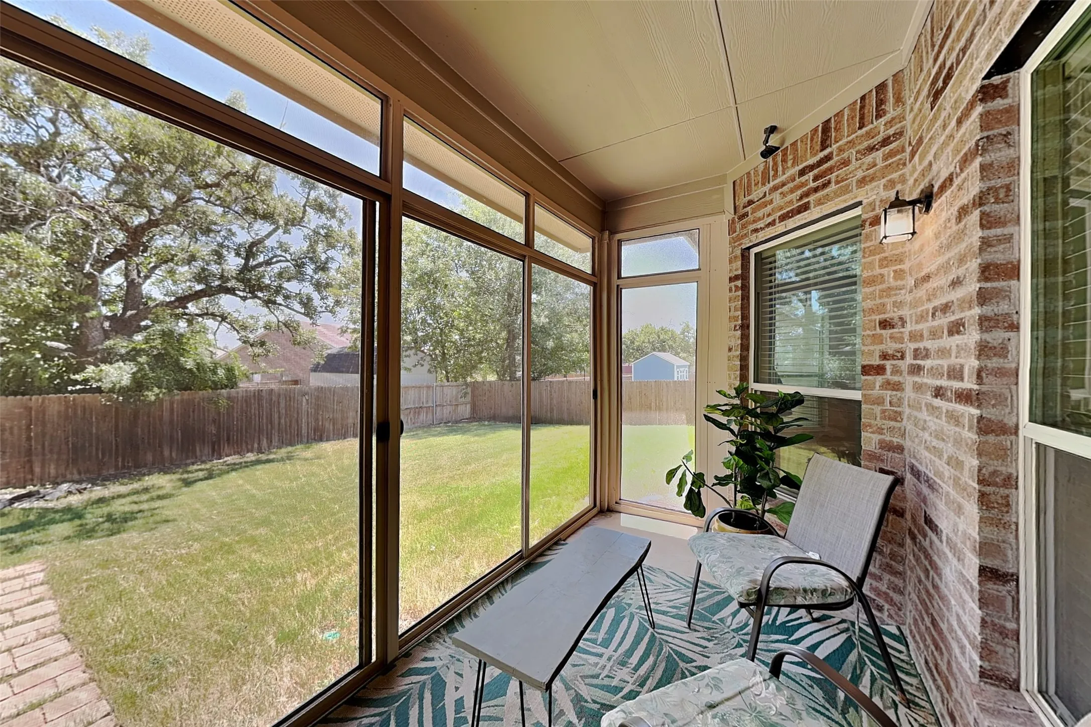 Single Family Residence For Rent in Tarrant County , 7417 Rose Crest Boulevard, Forest Hill, Texas 76140, 3 Bedroom, 2 Bathroom, 2 Garage spaces, 2,339 Sqft, built in 2018, mls#21373050, Real Estate Agent in Forest Hill, Homes For Rent in Tarrant county, Homes For Rent in Forest Hill, Realtor in Forest Hill Texas, Real Estate Brokerage Independent Realty Texas, Luminita Cordes Realtor
