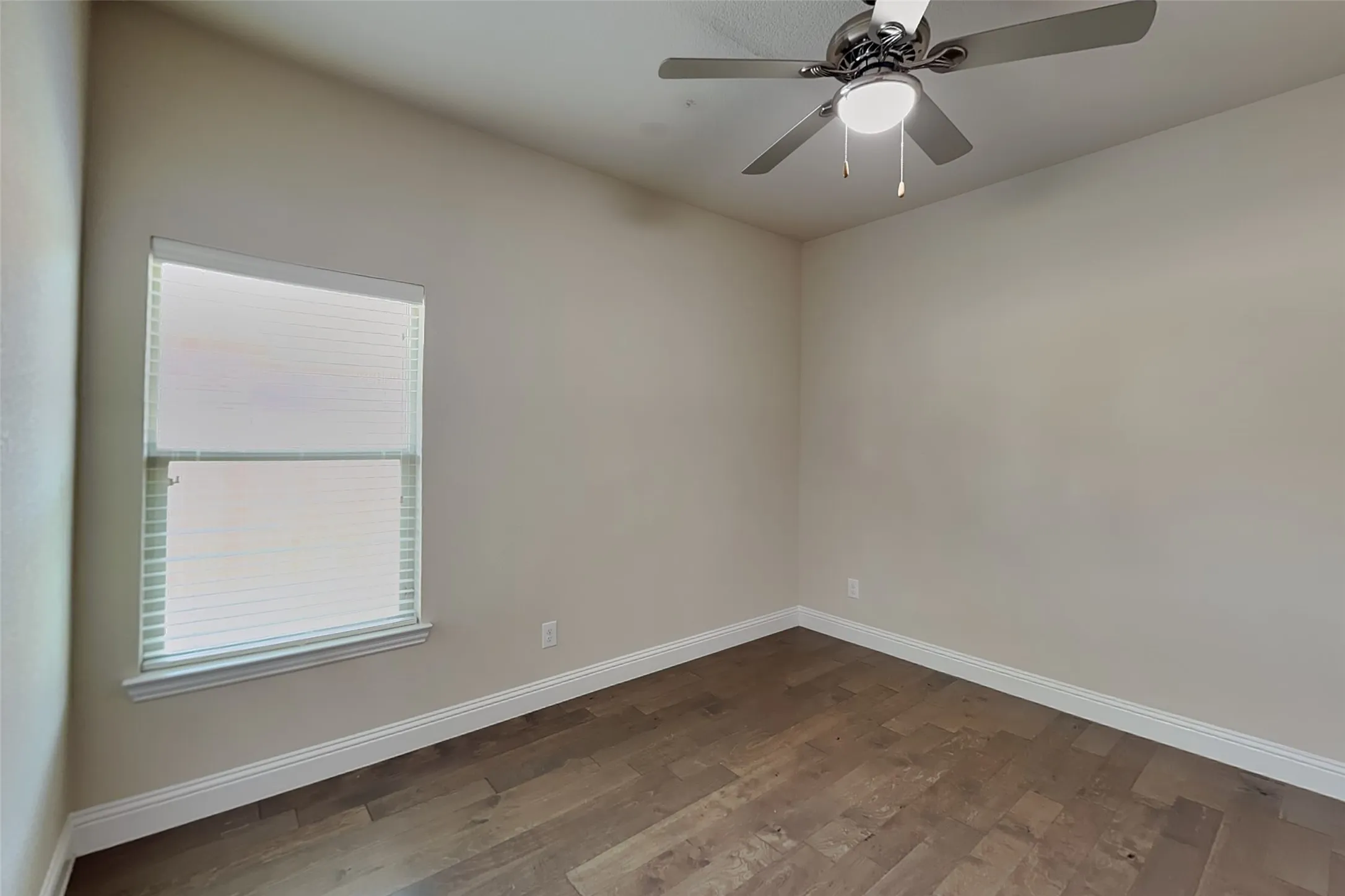 Single Family Residence For Rent in Tarrant County , 7417 Rose Crest Boulevard, Forest Hill, Texas 76140, 3 Bedroom, 2 Bathroom, 2 Garage spaces, 2,339 Sqft, built in 2018, mls#21373050, Real Estate Agent in Forest Hill, Homes For Rent in Tarrant county, Homes For Rent in Forest Hill, Realtor in Forest Hill Texas, Real Estate Brokerage Independent Realty Texas, Luminita Cordes Realtor