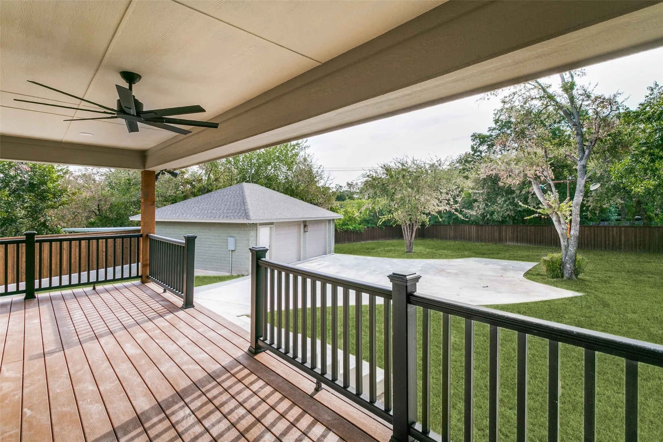 Single Family Residence For Sale in Tarrant County , 1821 Warner Road, Fort Worth, Texas 76110, 5 Bedroom, 4 Bathroom, 2 Garage spaces, 3,390 Sqft, built in 1923, mls#21205204, Real Estate Agent in Fort Worth, Homes For Sale in Tarrant county, Homes For Sale in Fort Worth, Realtor in Fort Worth Texas, Real Estate Brokerage Independent Realty Texas, Luminita Cordes Realtor