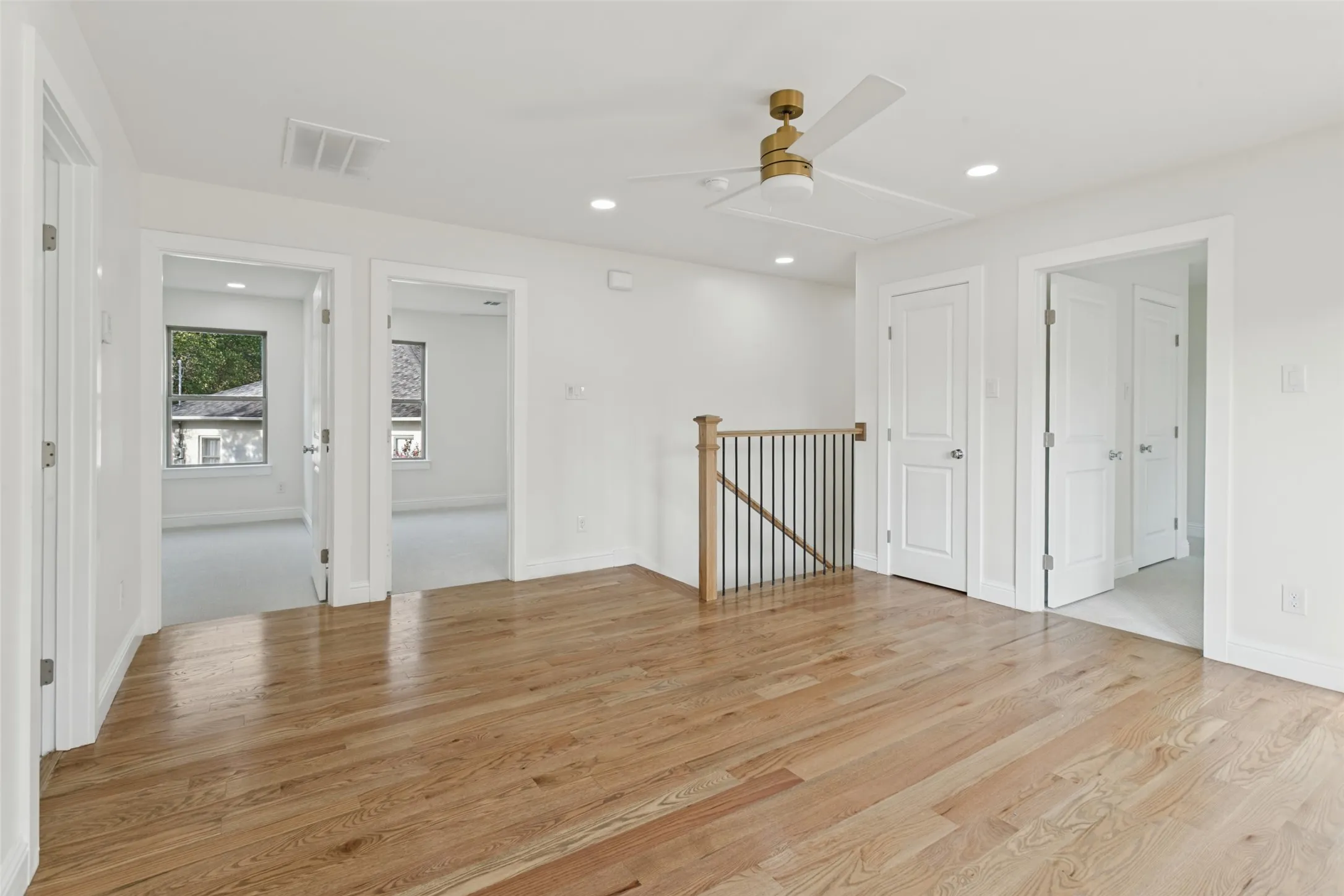 Single Family Residence For Sale in Tarrant County , 1821 Warner Road, Fort Worth, Texas 76110, 5 Bedroom, 4 Bathroom, 2 Garage spaces, 3,390 Sqft, built in 1923, mls#21205204, Real Estate Agent in Fort Worth, Homes For Sale in Tarrant county, Homes For Sale in Fort Worth, Realtor in Fort Worth Texas, Real Estate Brokerage Independent Realty Texas, Luminita Cordes Realtor