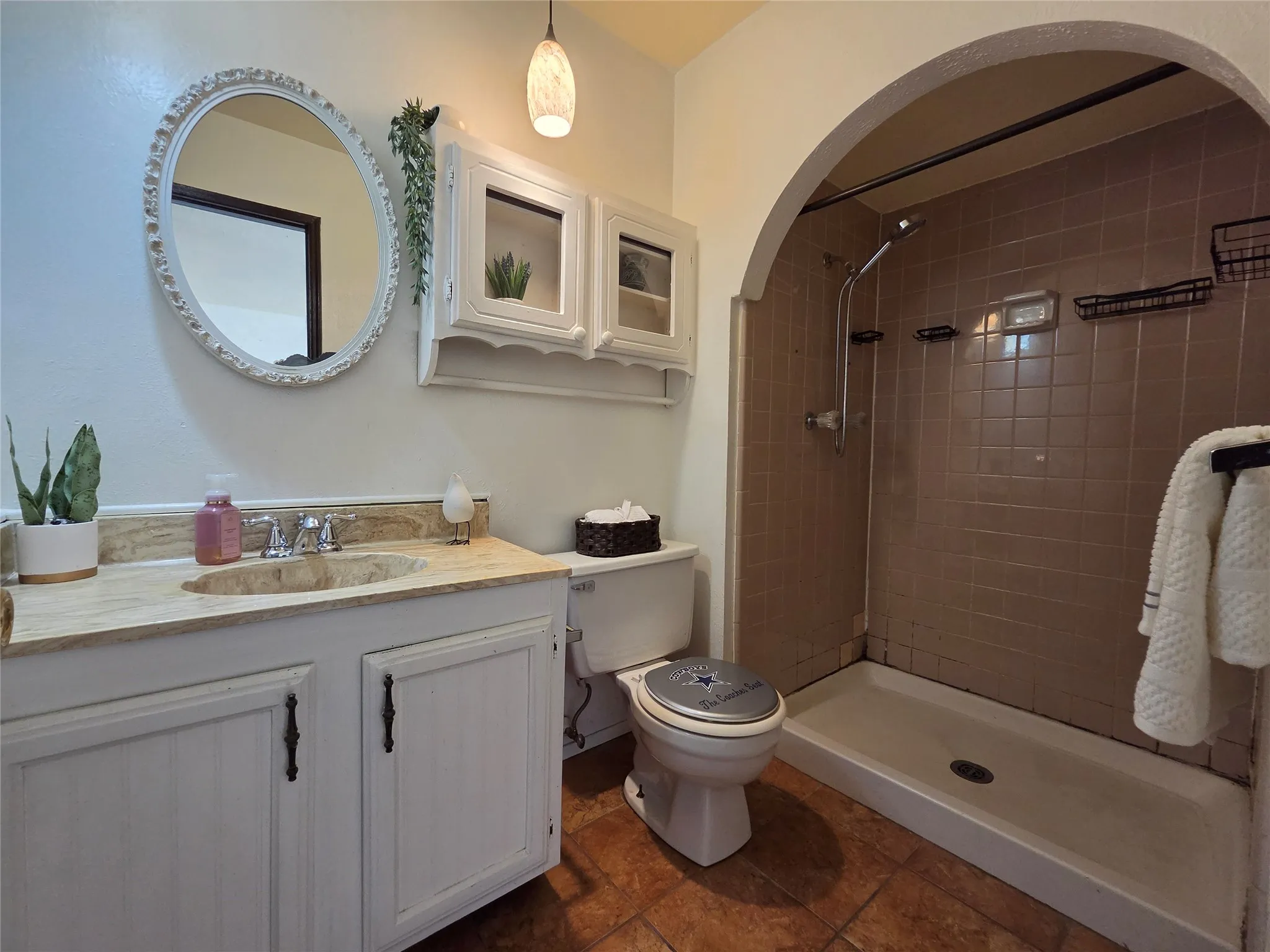 Single Family Residence For Rent in Rockwall County , 8902 VERNON, Rowlett, Texas 75088, 3 Bedroom, 2 Bathroom, 2 Garage spaces, 1,791 Sqft, built in 1980, mls#21373189, Real Estate Agent in Rowlett, Homes For Rent in Rockwall county, Homes For Rent in Rowlett, Realtor in Rowlett Texas, Real Estate Brokerage Independent Realty Texas, Luminita Cordes Realtor