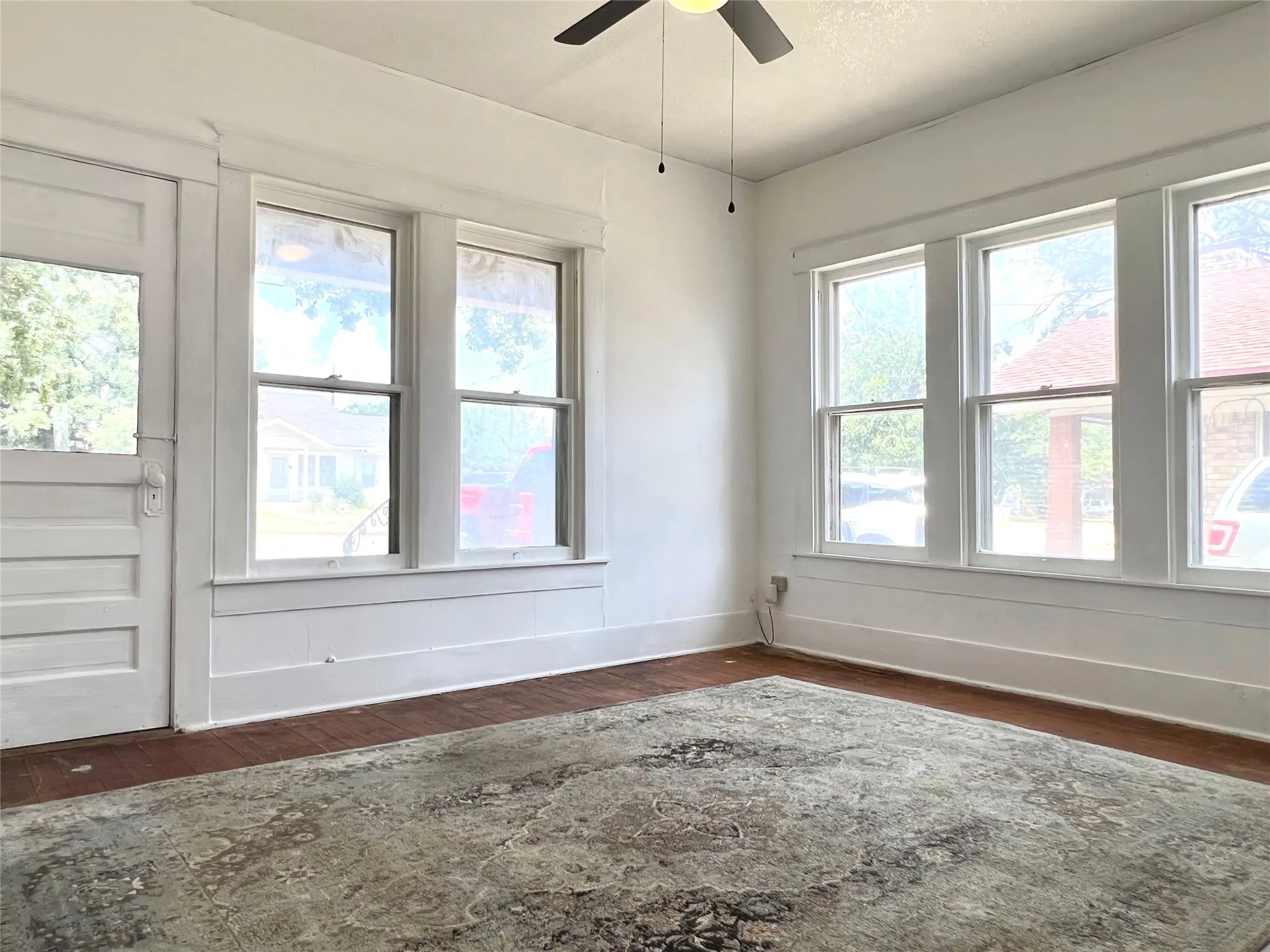 Single Family Residence For Sale in Brown County , 2202 Avenue E, Brownwood, Texas 76801, 2 Bedroom, 1 Bathroom, 1 Garage spaces, 904 Sqft, built in 0, mls#21371701, Real Estate Agent in Brownwood, Homes For Sale in Brown county, Homes For Sale in Brownwood, Realtor in Brownwood Texas, Real Estate Brokerage Independent Realty Texas, Luminita Cordes Realtor