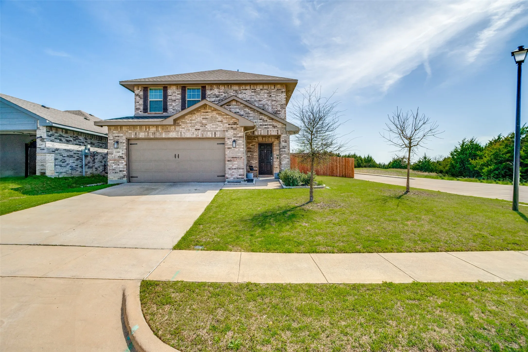 Single Family Residence For Sale in Collin County , 2209 Hanover Street, Farmersville, Texas 75442, 3 Bedroom, 3 Bathroom, 2 Garage spaces, 1,852 Sqft, built in 2021, mls#21369315, Real Estate Agent in Farmersville, Homes For Sale in Collin county, Homes For Sale in Farmersville, Realtor in Farmersville Texas, Real Estate Brokerage Independent Realty Texas, Luminita Cordes Realtor