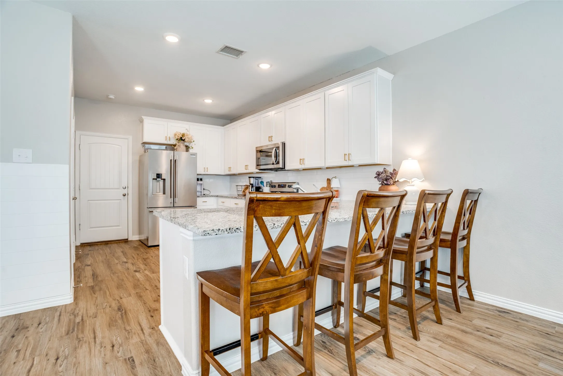 Single Family Residence For Sale in Collin County , 2209 Hanover Street, Farmersville, Texas 75442, 3 Bedroom, 3 Bathroom, 2 Garage spaces, 1,852 Sqft, built in 2021, mls#21369315, Real Estate Agent in Farmersville, Homes For Sale in Collin county, Homes For Sale in Farmersville, Realtor in Farmersville Texas, Real Estate Brokerage Independent Realty Texas, Luminita Cordes Realtor