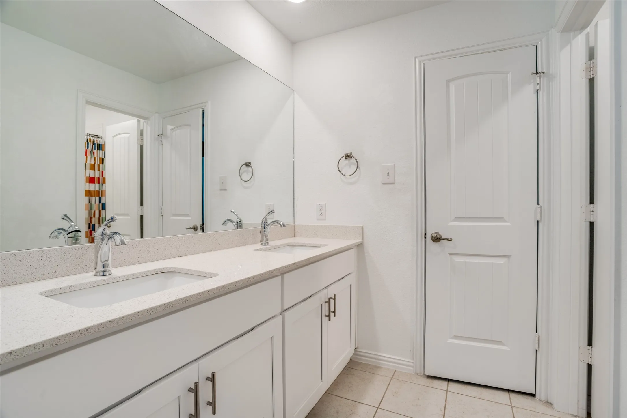 Single Family Residence For Sale in Collin County , 2209 Hanover Street, Farmersville, Texas 75442, 3 Bedroom, 3 Bathroom, 2 Garage spaces, 1,852 Sqft, built in 2021, mls#21369315, Real Estate Agent in Farmersville, Homes For Sale in Collin county, Homes For Sale in Farmersville, Realtor in Farmersville Texas, Real Estate Brokerage Independent Realty Texas, Luminita Cordes Realtor