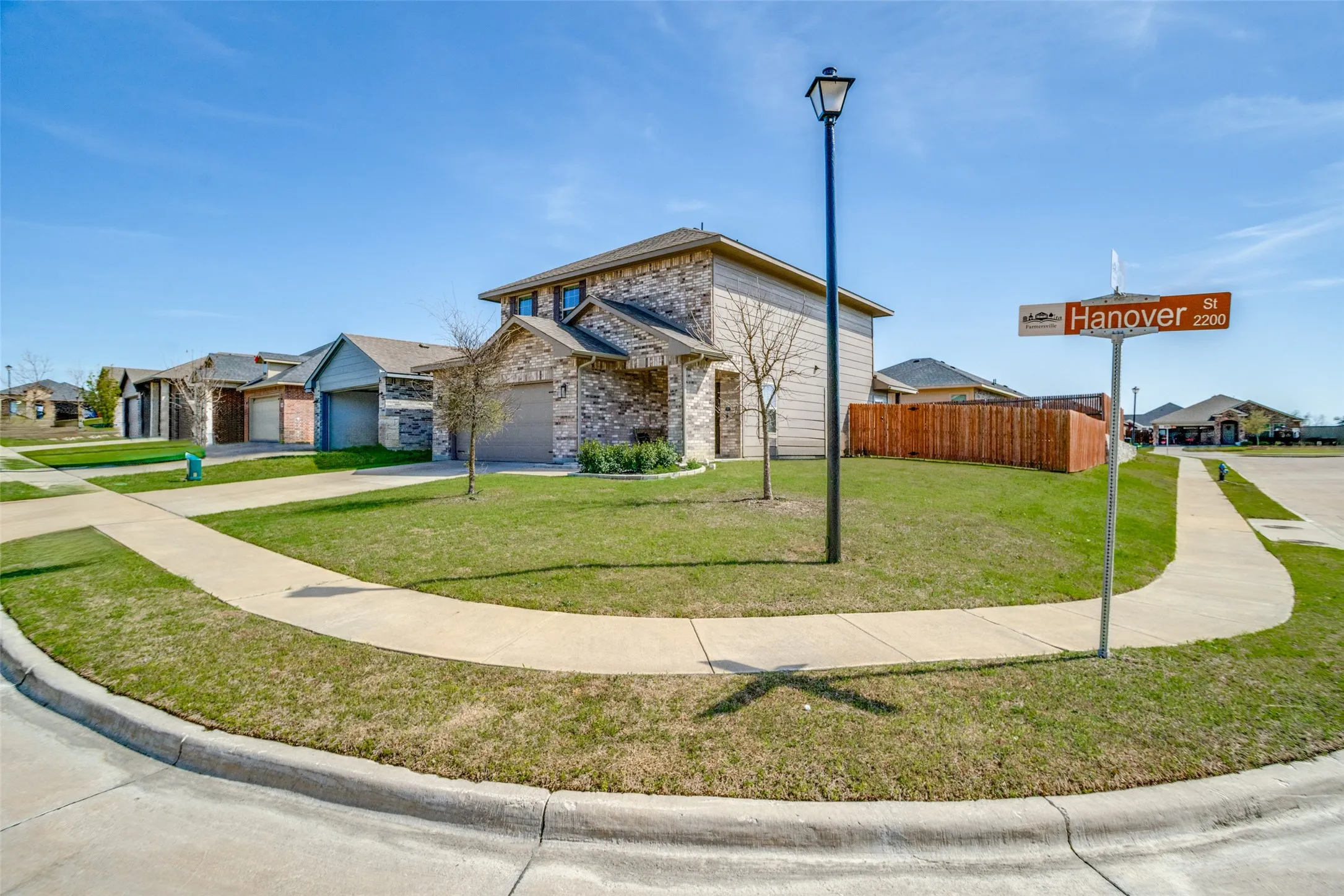 Single Family Residence For Sale in Collin County , 2209 Hanover Street, Farmersville, Texas 75442, 3 Bedroom, 3 Bathroom, 2 Garage spaces, 1,852 Sqft, built in 2021, mls#21369315, Real Estate Agent in Farmersville, Homes For Sale in Collin county, Homes For Sale in Farmersville, Realtor in Farmersville Texas, Real Estate Brokerage Independent Realty Texas, Luminita Cordes Realtor