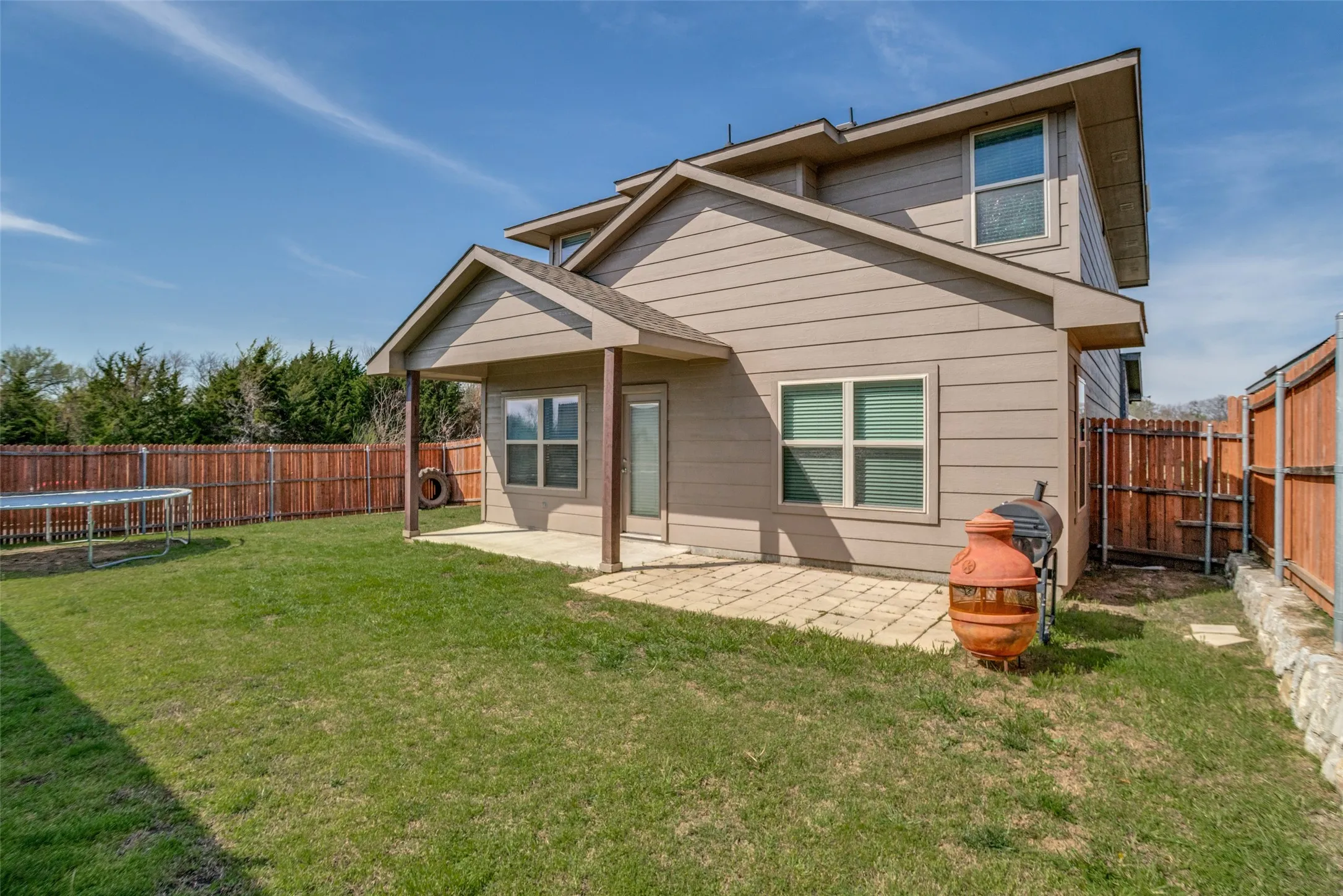 Single Family Residence For Sale in Collin County , 2209 Hanover Street, Farmersville, Texas 75442, 3 Bedroom, 3 Bathroom, 2 Garage spaces, 1,852 Sqft, built in 2021, mls#21369315, Real Estate Agent in Farmersville, Homes For Sale in Collin county, Homes For Sale in Farmersville, Realtor in Farmersville Texas, Real Estate Brokerage Independent Realty Texas, Luminita Cordes Realtor