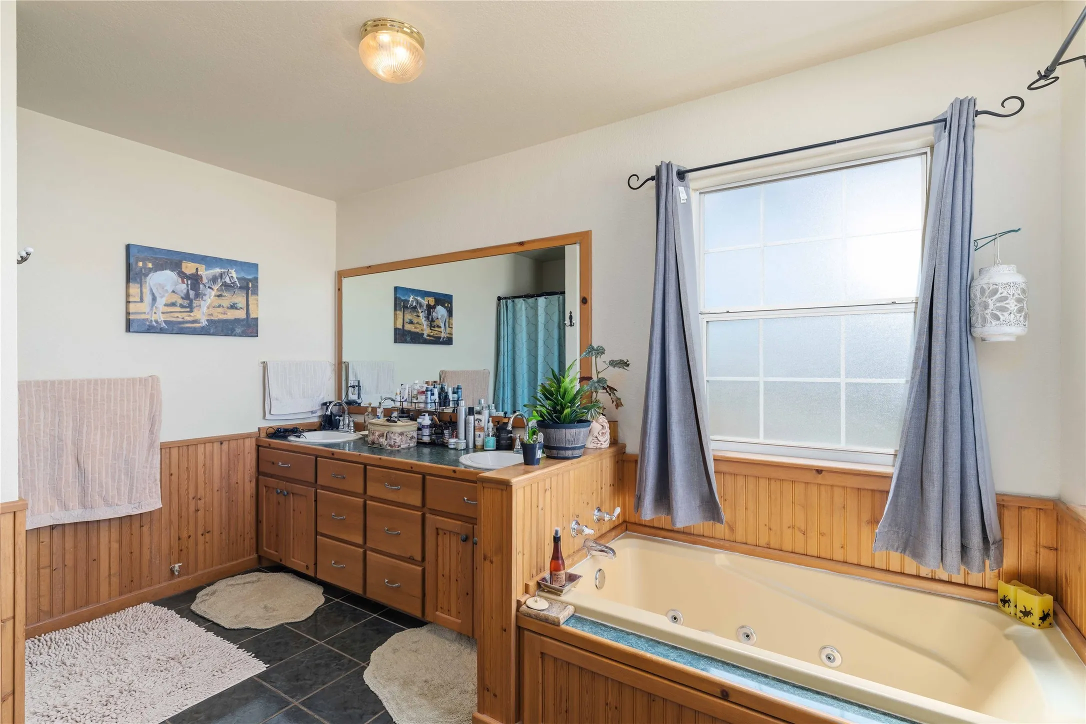 Y=This is the 2nd bathroom upstairs