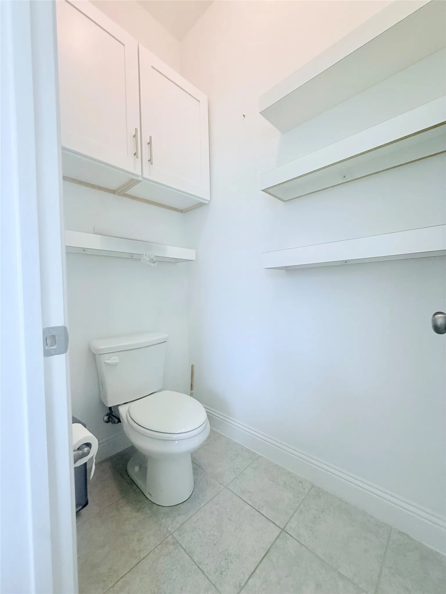 Single Family Residence For Rent in Ellis County , 2080 Abela Drive, Waxahachie, Texas 75165, 3 Bedroom, 3 Bathroom, 2 Garage spaces, 2,309 Sqft, built in 2021, mls#21373222, Real Estate Agent in Waxahachie, Homes For Rent in Ellis county, Homes For Rent in Waxahachie, Realtor in Waxahachie Texas, Real Estate Brokerage Independent Realty Texas, Luminita Cordes Realtor