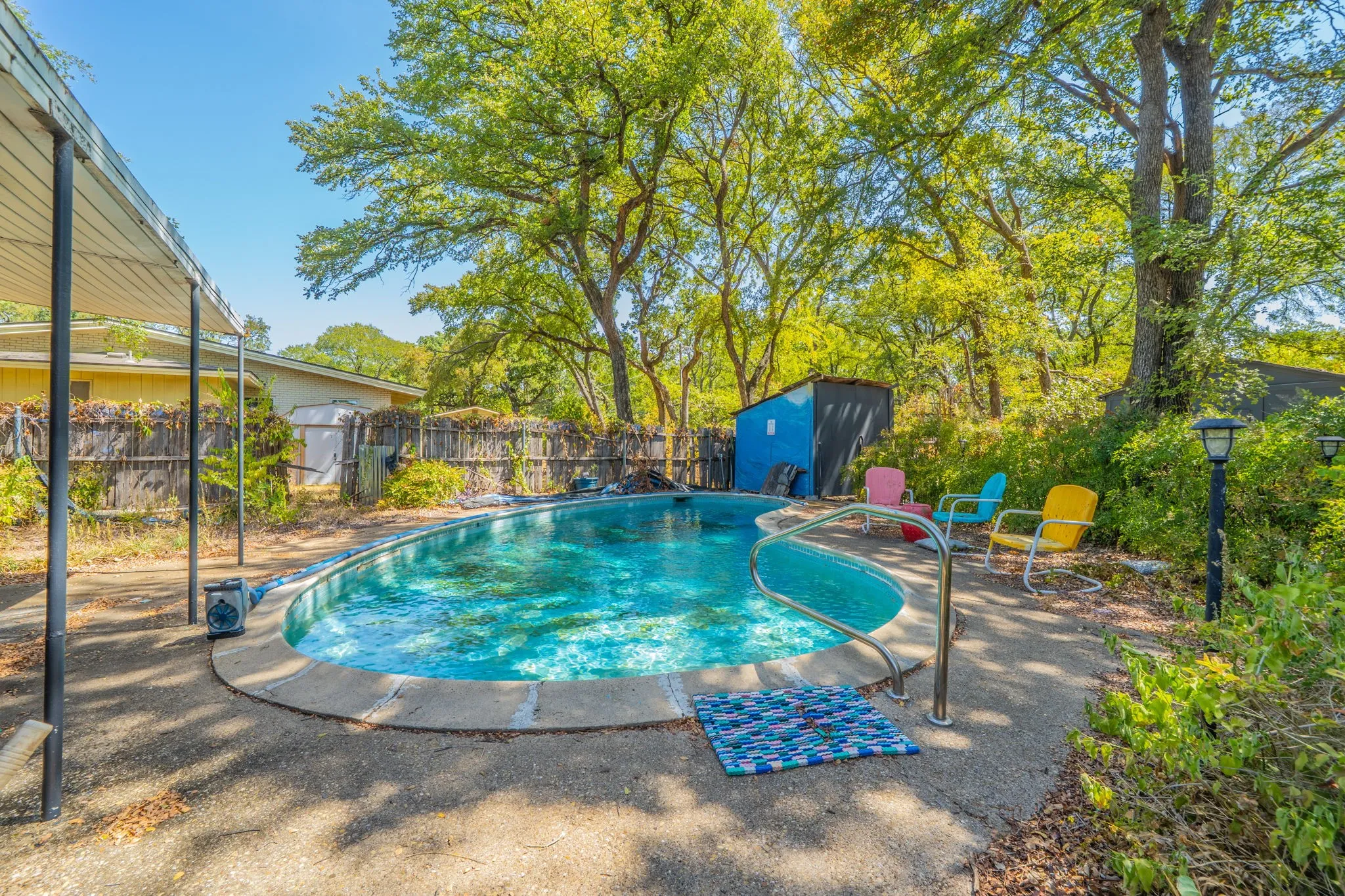 Single Family Residence For Sale in Dallas County , 2314 Ingleside Drive, Grand Prairie, Texas 75050, 4 Bedroom, 2 Bathroom, 2 Garage spaces, 2,235 Sqft, built in 1958, mls#21368220, Real Estate Agent in Grand Prairie, Homes For Sale in Dallas county, Homes For Sale in Grand Prairie, Realtor in Grand Prairie Texas, Real Estate Brokerage Independent Realty Texas, Luminita Cordes Realtor