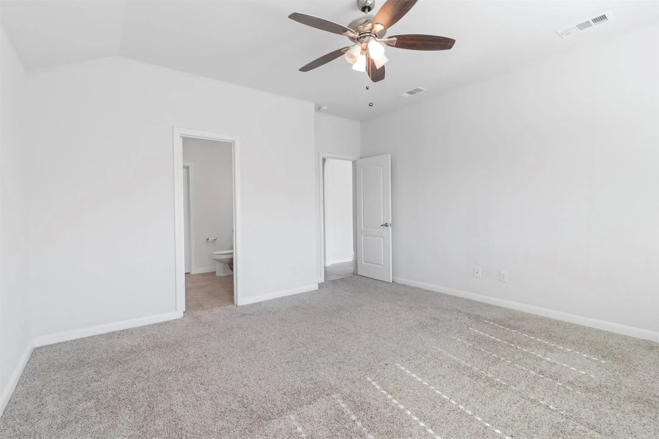 Single Family Residence For Rent in Collin County , 1105 Faringdon Drive, Anna, Texas 75409, 3 Bedroom, 2 Bathroom, 2 Garage spaces, 1,555 Sqft, built in 2020, mls#21371877, Real Estate Agent in Anna, Homes For Rent in Collin county, Homes For Rent in Anna, Realtor in Anna Texas, Real Estate Brokerage Independent Realty Texas, Luminita Cordes Realtor