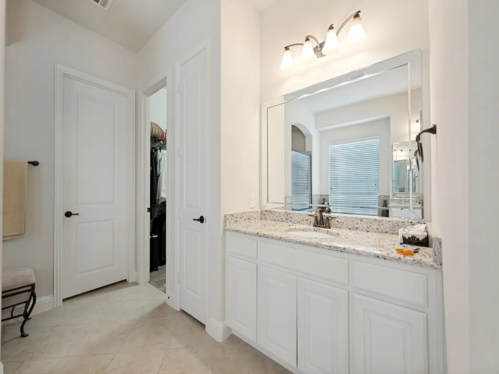 Single Family Residence For Sale in Tarrant County , 7221 Everglade Drive, North Richland Hills, Texas 76182, 4 Bedroom, 6 Bathroom, 3 Garage spaces, 3,367 Sqft, built in 2016, mls#21367863, Real Estate Agent in North Richland Hills, Homes For Sale in Tarrant county, Homes For Sale in North Richland Hills, Realtor in North Richland Hills Texas, Real Estate Brokerage Independent Realty Texas, Luminita Cordes Realtor