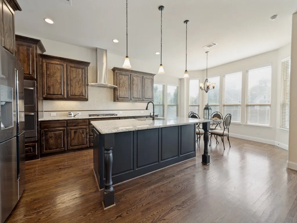 Single Family Residence For Sale in Tarrant County , 7221 Everglade Drive, North Richland Hills, Texas 76182, 4 Bedroom, 6 Bathroom, 3 Garage spaces, 3,367 Sqft, built in 2016, mls#21367863, Real Estate Agent in North Richland Hills, Homes For Sale in Tarrant county, Homes For Sale in North Richland Hills, Realtor in North Richland Hills Texas, Real Estate Brokerage Independent Realty Texas, Luminita Cordes Realtor