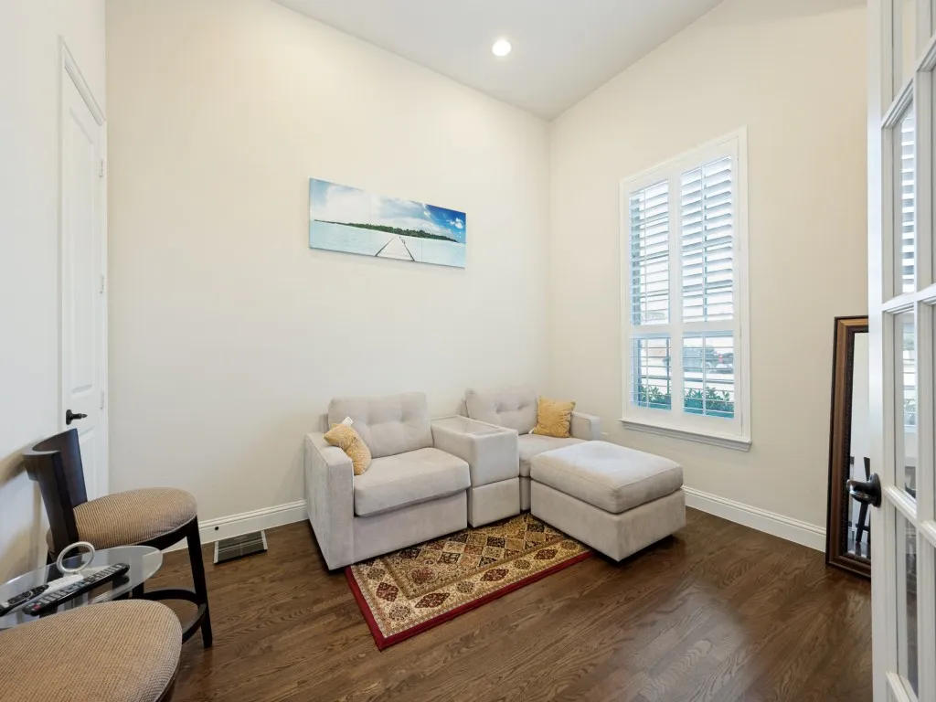 Single Family Residence For Sale in Tarrant County , 7221 Everglade Drive, North Richland Hills, Texas 76182, 4 Bedroom, 6 Bathroom, 3 Garage spaces, 3,367 Sqft, built in 2016, mls#21367863, Real Estate Agent in North Richland Hills, Homes For Sale in Tarrant county, Homes For Sale in North Richland Hills, Realtor in North Richland Hills Texas, Real Estate Brokerage Independent Realty Texas, Luminita Cordes Realtor