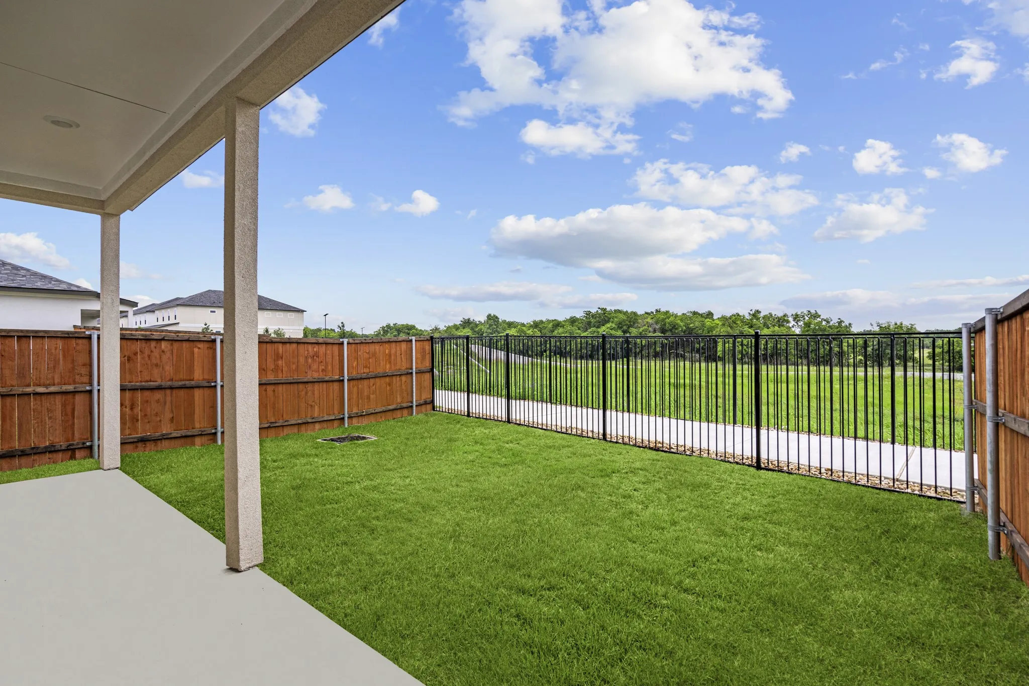 Duplex For Rent in Denton County , 3293 Ganzer Road W 809A, Denton, Texas 76207, 4 Bedroom, 4 Bathroom, 2 Garage spaces, 2,739 Sqft, built in 2025, mls#21373293, Real Estate Agent in Denton, Homes For Rent in Denton county, Homes For Rent in Denton, Realtor in Denton Texas, Real Estate Brokerage Independent Realty Texas, Luminita Cordes Realtor