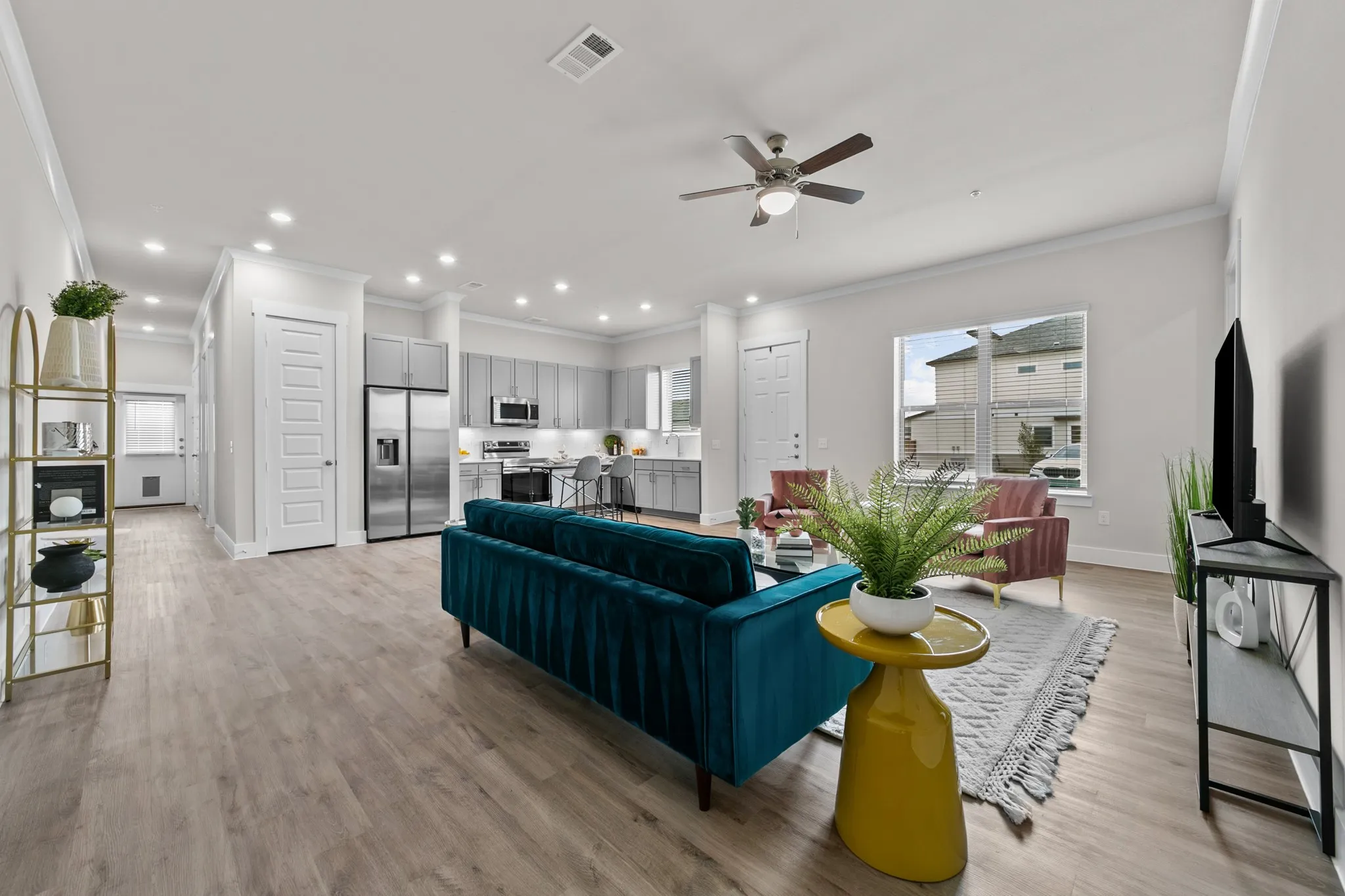 Duplex For Rent in Collin County , 829 Ebony, Mc Kinney, Texas 75071, 3 Bedroom, 3 Bathroom, 2 Garage spaces, 1,968 Sqft, built in 2021, mls#21373305, Real Estate Agent in Mc Kinney, Homes For Rent in Collin county, Homes For Rent in Mc Kinney, Realtor in Mc Kinney Texas, Real Estate Brokerage Independent Realty Texas, Luminita Cordes Realtor