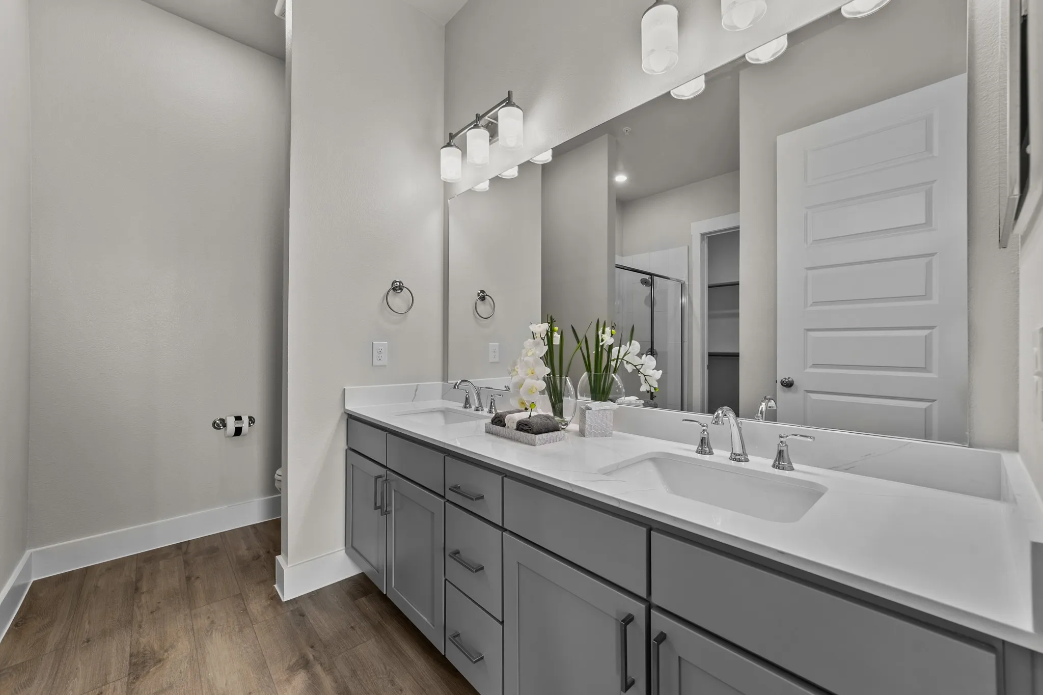 Duplex For Rent in Collin County , 829 Ebony, Mc Kinney, Texas 75071, 3 Bedroom, 3 Bathroom, 2 Garage spaces, 1,968 Sqft, built in 2021, mls#21373305, Real Estate Agent in Mc Kinney, Homes For Rent in Collin county, Homes For Rent in Mc Kinney, Realtor in Mc Kinney Texas, Real Estate Brokerage Independent Realty Texas, Luminita Cordes Realtor