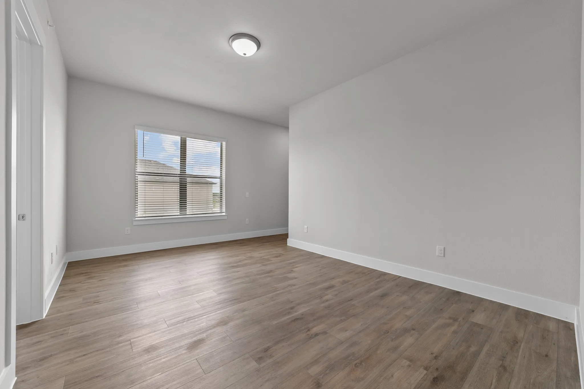 Duplex For Rent in Collin County , 829 Ebony, Mc Kinney, Texas 75071, 3 Bedroom, 3 Bathroom, 2 Garage spaces, 1,968 Sqft, built in 2021, mls#21373305, Real Estate Agent in Mc Kinney, Homes For Rent in Collin county, Homes For Rent in Mc Kinney, Realtor in Mc Kinney Texas, Real Estate Brokerage Independent Realty Texas, Luminita Cordes Realtor