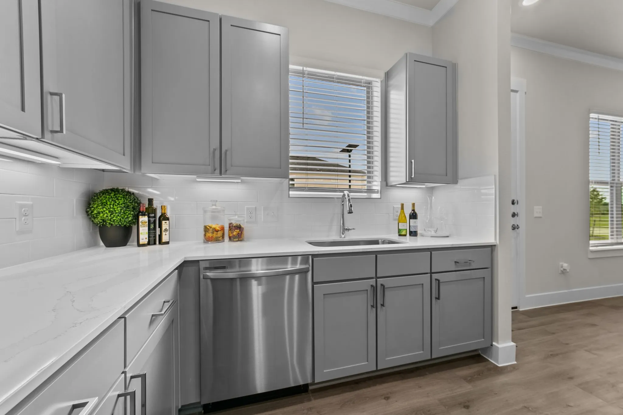 Duplex For Rent in Collin County , 829 Ebony, Mc Kinney, Texas 75071, 3 Bedroom, 3 Bathroom, 2 Garage spaces, 1,968 Sqft, built in 2021, mls#21373305, Real Estate Agent in Mc Kinney, Homes For Rent in Collin county, Homes For Rent in Mc Kinney, Realtor in Mc Kinney Texas, Real Estate Brokerage Independent Realty Texas, Luminita Cordes Realtor