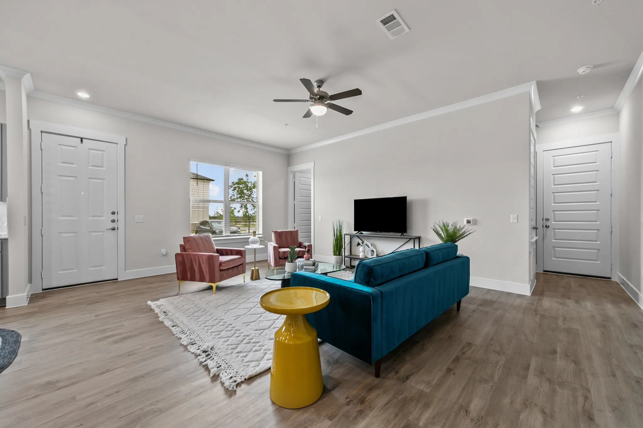 Duplex For Rent in Collin County , 829 Ebony, Mc Kinney, Texas 75071, 3 Bedroom, 3 Bathroom, 2 Garage spaces, 1,968 Sqft, built in 2021, mls#21373305, Real Estate Agent in Mc Kinney, Homes For Rent in Collin county, Homes For Rent in Mc Kinney, Realtor in Mc Kinney Texas, Real Estate Brokerage Independent Realty Texas, Luminita Cordes Realtor