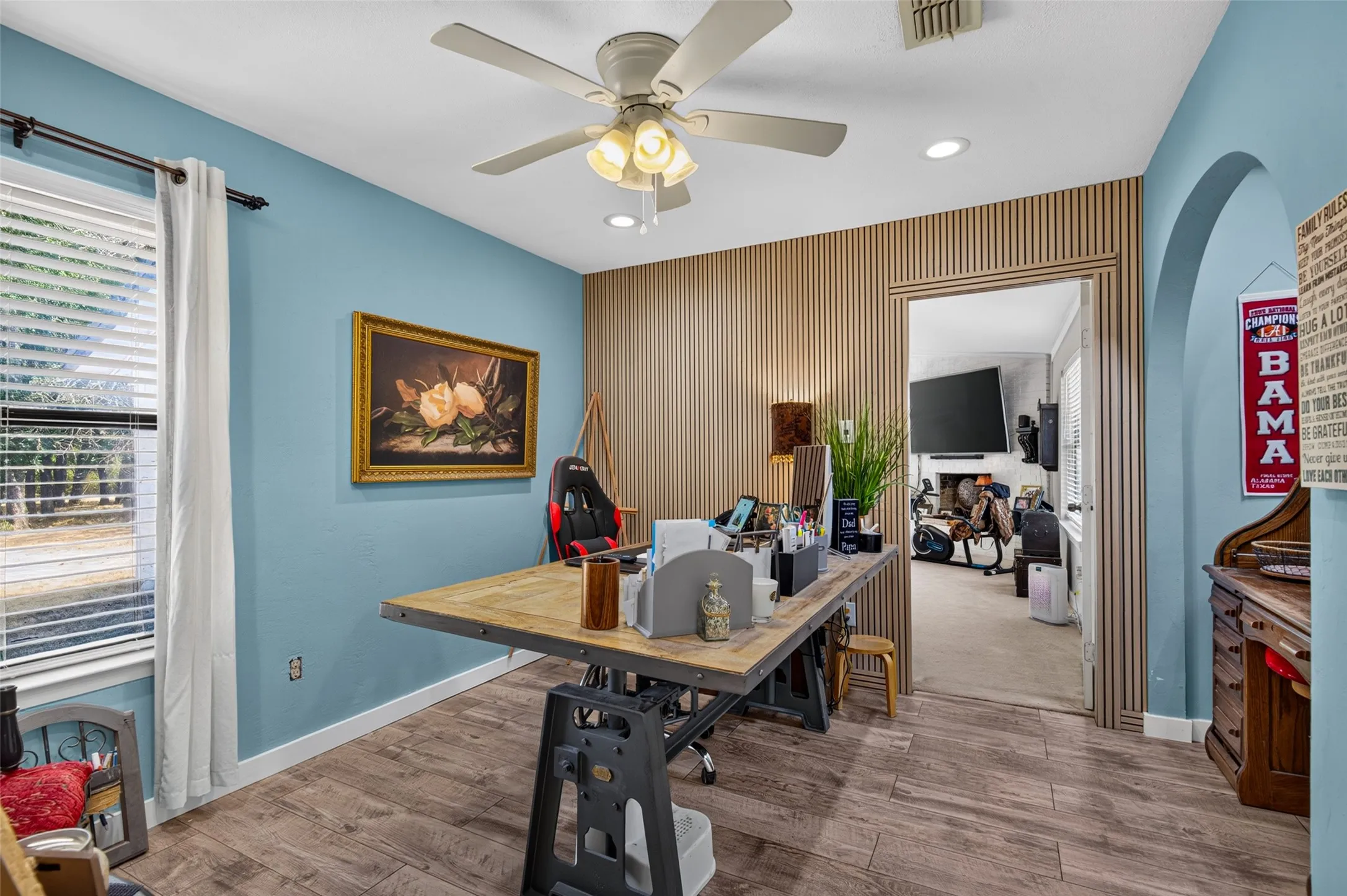 Single Family Residence For Sale in Hunt County , 424 Fm 1563, Wolfe City, Texas 75496, 3 Bedroom, 3 Bathroom, 2 Garage spaces, 2,844 Sqft, built in 1987, mls#21372862, Real Estate Agent in Wolfe City, Homes For Sale in Hunt county, Homes For Sale in Wolfe City, Realtor in Wolfe City Texas, Real Estate Brokerage Independent Realty Texas, Luminita Cordes Realtor