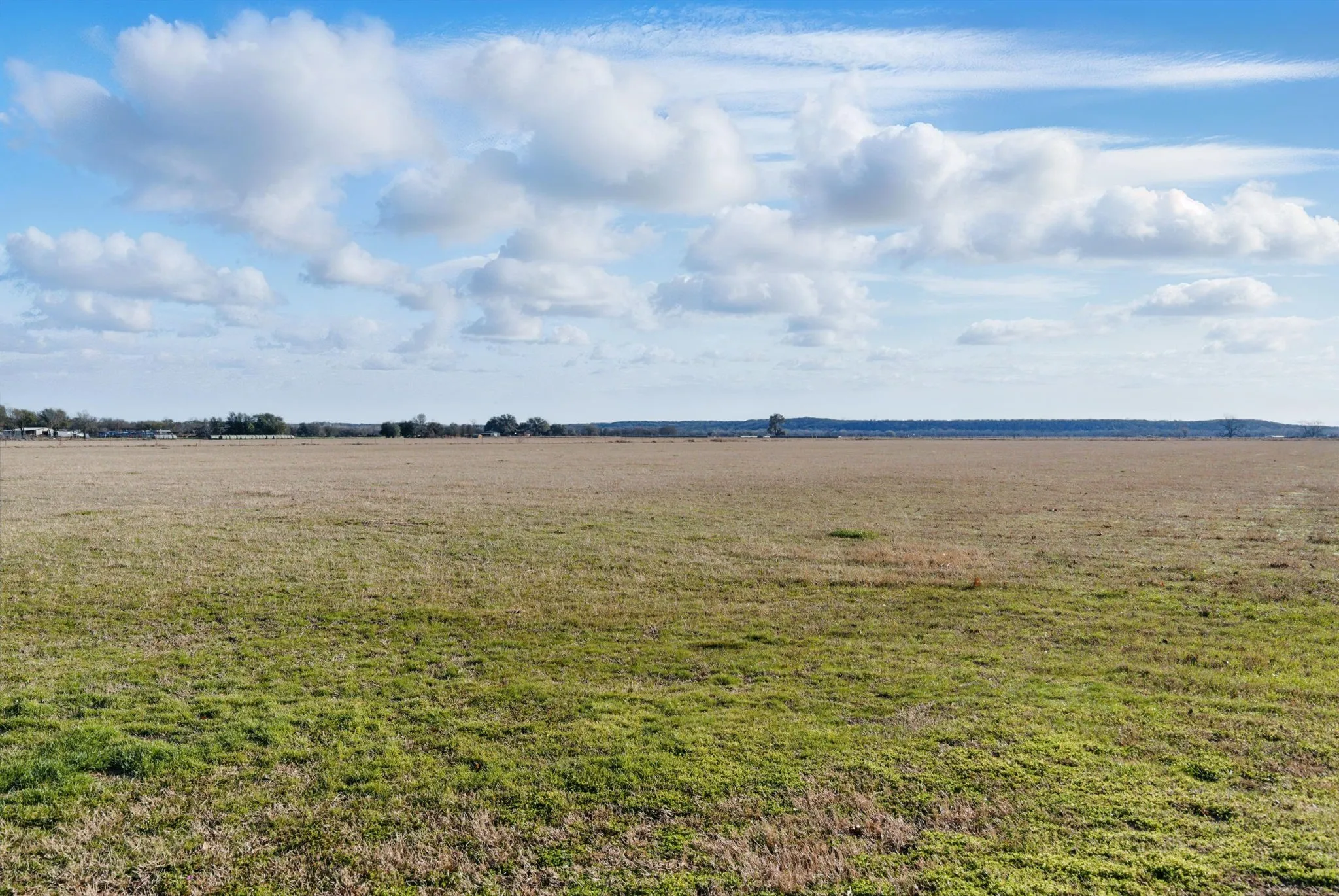 Single Family Residence For Sale in Parker County , 401 Hubbard Lane, Lipan, Texas 76462, 3 Bedroom, 4 Bathroom, 2 Garage spaces, 2,418 Sqft, built in 1979, mls#21372719, Real Estate Agent in Lipan, Homes For Sale in Parker county, Homes For Sale in Lipan, Realtor in Lipan Texas, Real Estate Brokerage Independent Realty Texas, Luminita Cordes Realtor