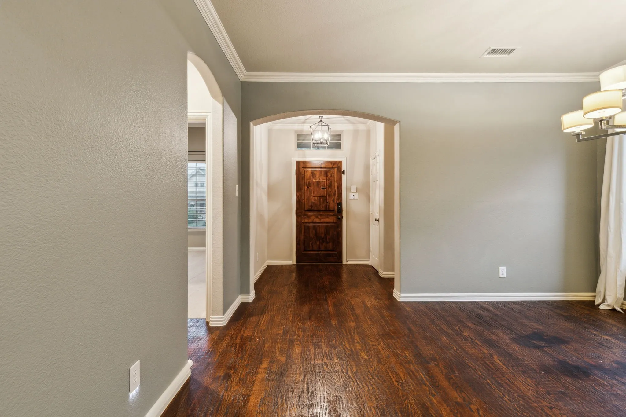 Single Family Residence For Sale in Collin County , 5312 Oakley Road, Mc Kinney, Texas 75070, 3 Bedroom, 3 Bathroom, 2 Garage spaces, 2,474 Sqft, built in 2007, mls#21373003, Real Estate Agent in Mc Kinney, Homes For Sale in Collin county, Homes For Sale in Mc Kinney, Realtor in Mc Kinney Texas, Real Estate Brokerage Independent Realty Texas, Luminita Cordes Realtor