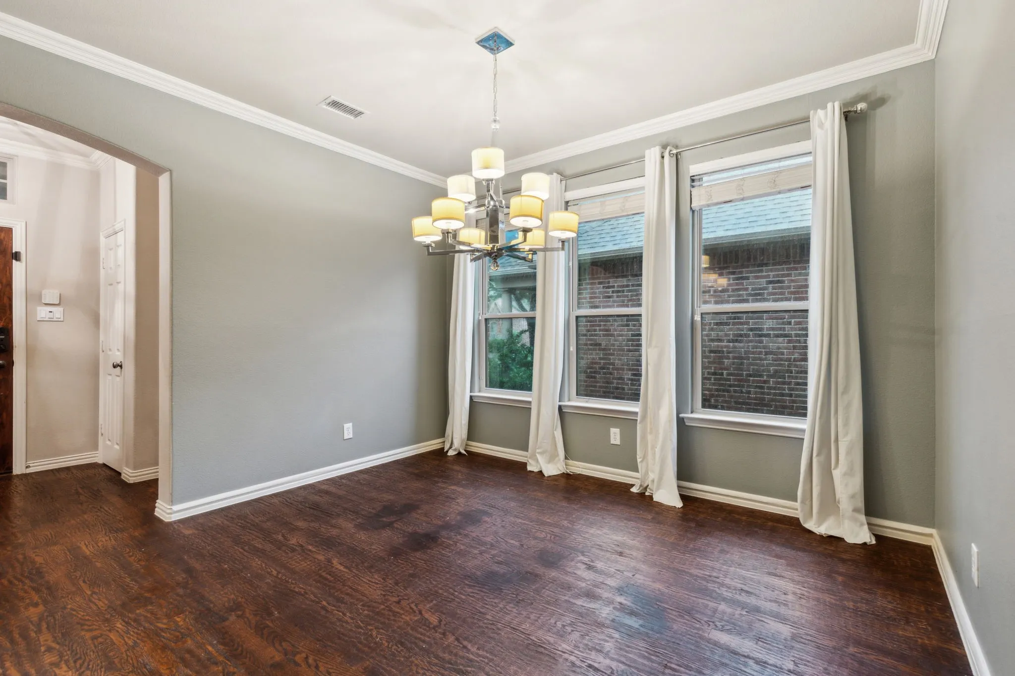 Single Family Residence For Sale in Collin County , 5312 Oakley Road, Mc Kinney, Texas 75070, 3 Bedroom, 3 Bathroom, 2 Garage spaces, 2,474 Sqft, built in 2007, mls#21373003, Real Estate Agent in Mc Kinney, Homes For Sale in Collin county, Homes For Sale in Mc Kinney, Realtor in Mc Kinney Texas, Real Estate Brokerage Independent Realty Texas, Luminita Cordes Realtor