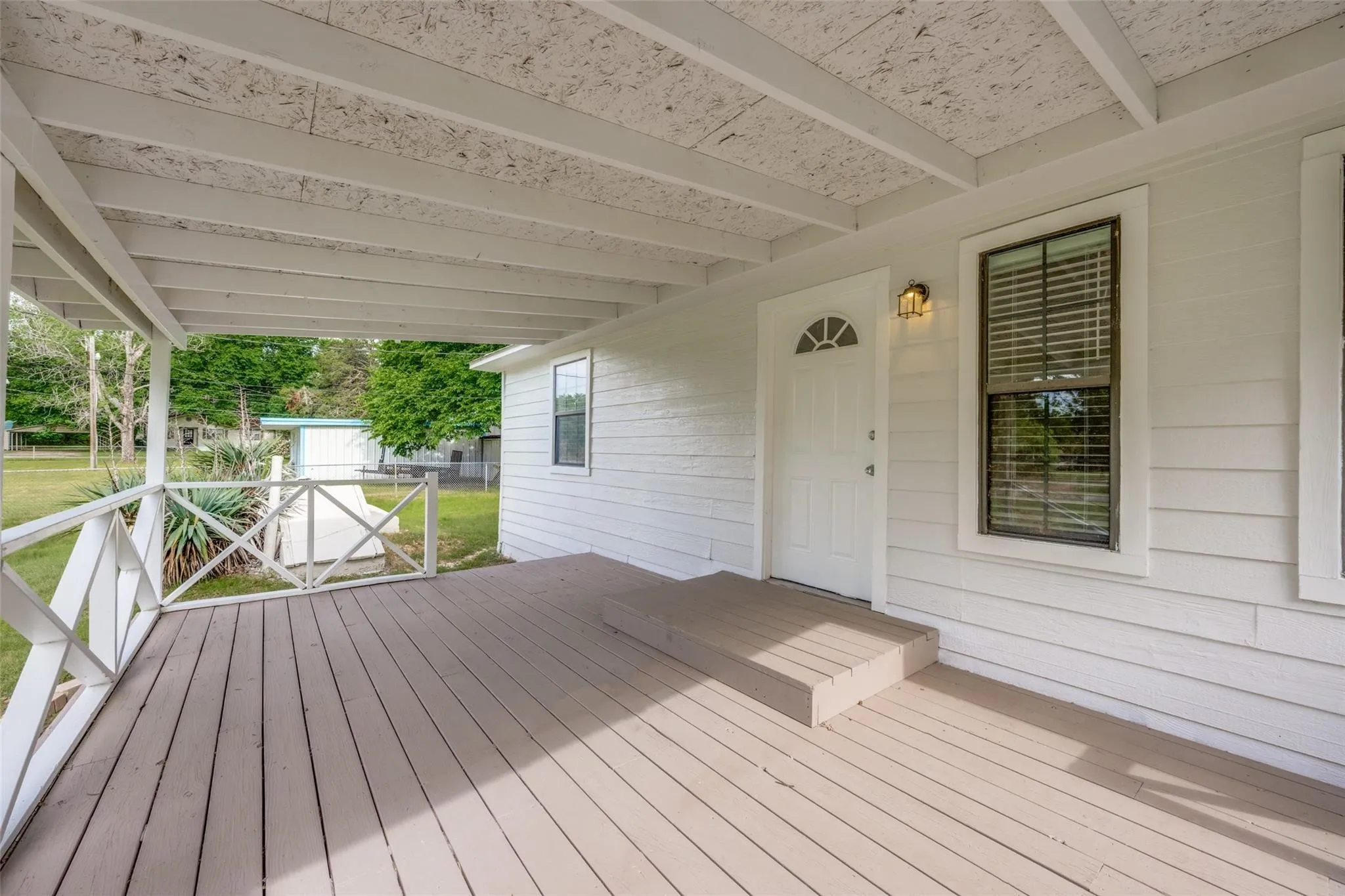Single Family Residence For Rent in Fannin County , 1509 Mitchell Drive, Bonham, Texas 75418, 3 Bedroom, 1 Bathroom, 2 Garage spaces, 1,056 Sqft, built in 1992, mls#21373316, Real Estate Agent in Bonham, Homes For Rent in Fannin county, Homes For Rent in Bonham, Realtor in Bonham Texas, Real Estate Brokerage Independent Realty Texas, Luminita Cordes Realtor