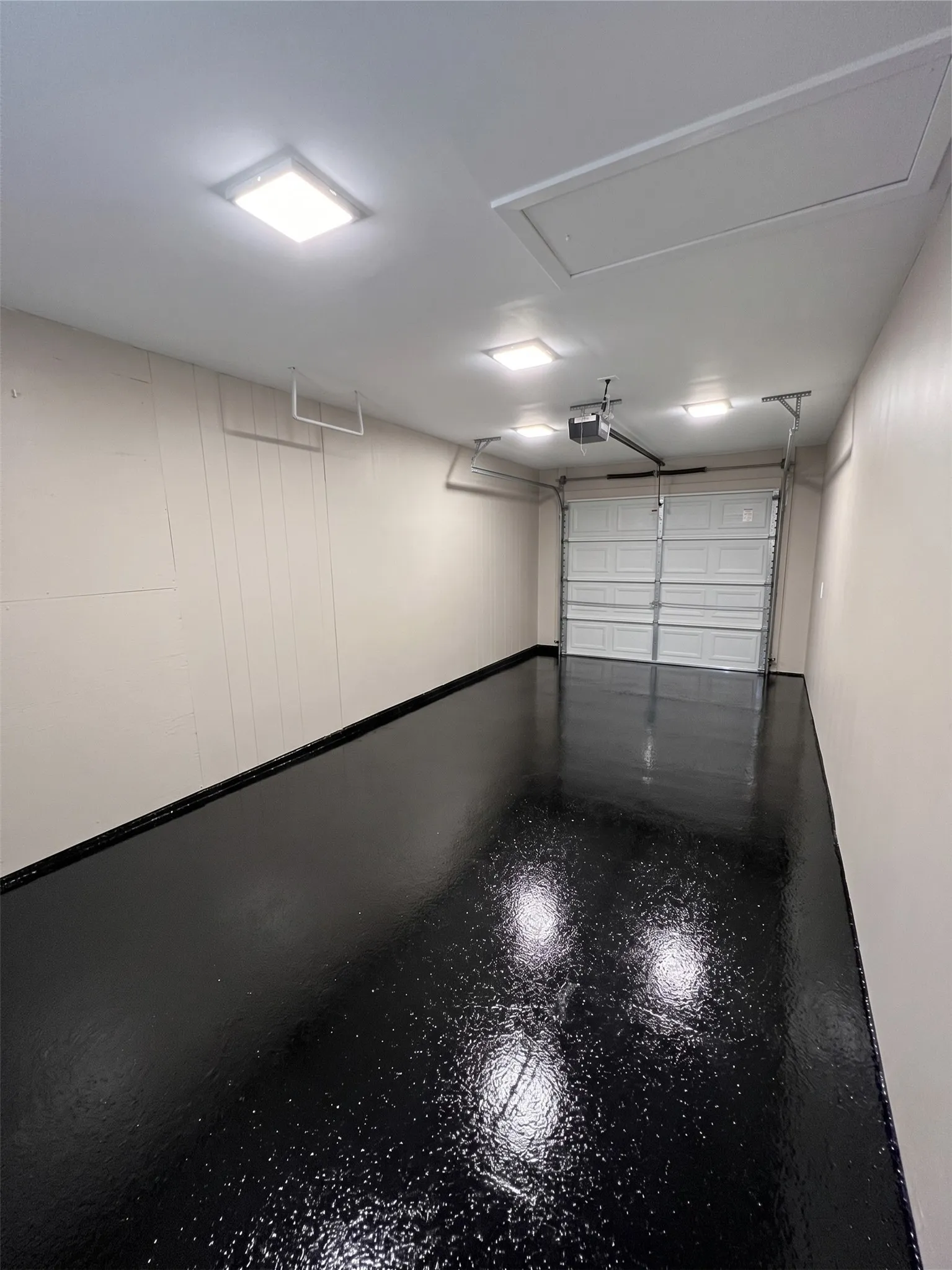 Virtual Staging of Garage