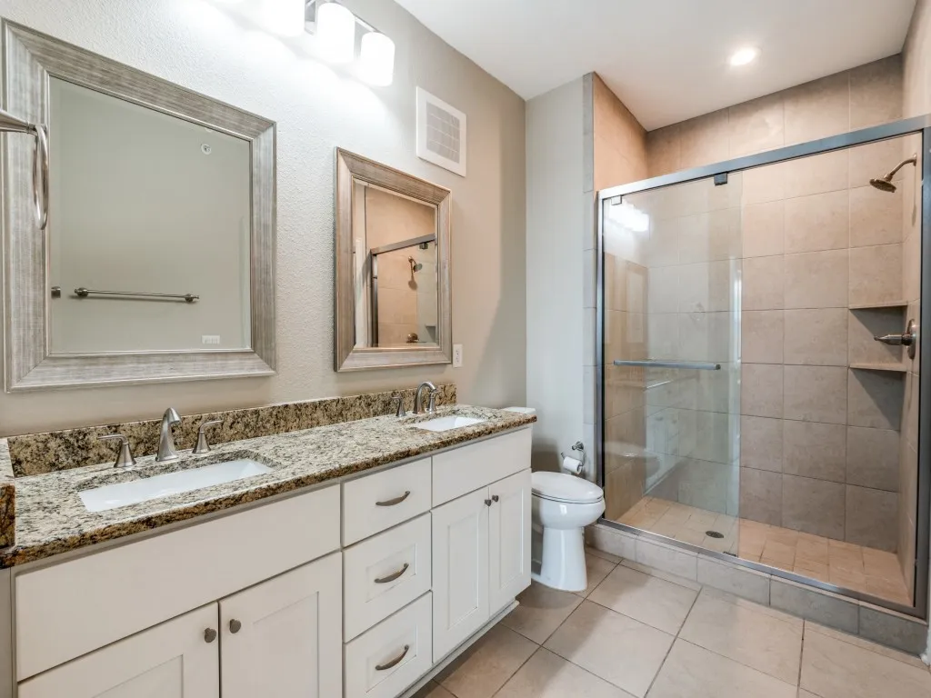 Condominium For Rent in Denton County , 2500 King Arthur Boulevard 206, Lewisville, Texas 75056, 1 Bedroom, 1 Bathroom, 1 Garage spaces, 870 Sqft, built in 2017, mls#21370752, Real Estate Agent in Lewisville, Homes For Rent in Denton county, Homes For Rent in Lewisville, Realtor in Lewisville Texas, Real Estate Brokerage Independent Realty Texas, Luminita Cordes Realtor