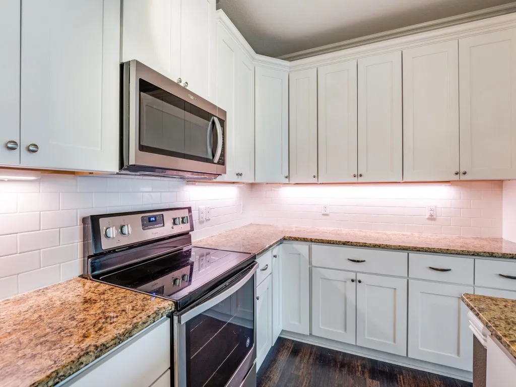Condominium For Rent in Denton County , 2500 King Arthur Boulevard 206, Lewisville, Texas 75056, 1 Bedroom, 1 Bathroom, 1 Garage spaces, 870 Sqft, built in 2017, mls#21370752, Real Estate Agent in Lewisville, Homes For Rent in Denton county, Homes For Rent in Lewisville, Realtor in Lewisville Texas, Real Estate Brokerage Independent Realty Texas, Luminita Cordes Realtor