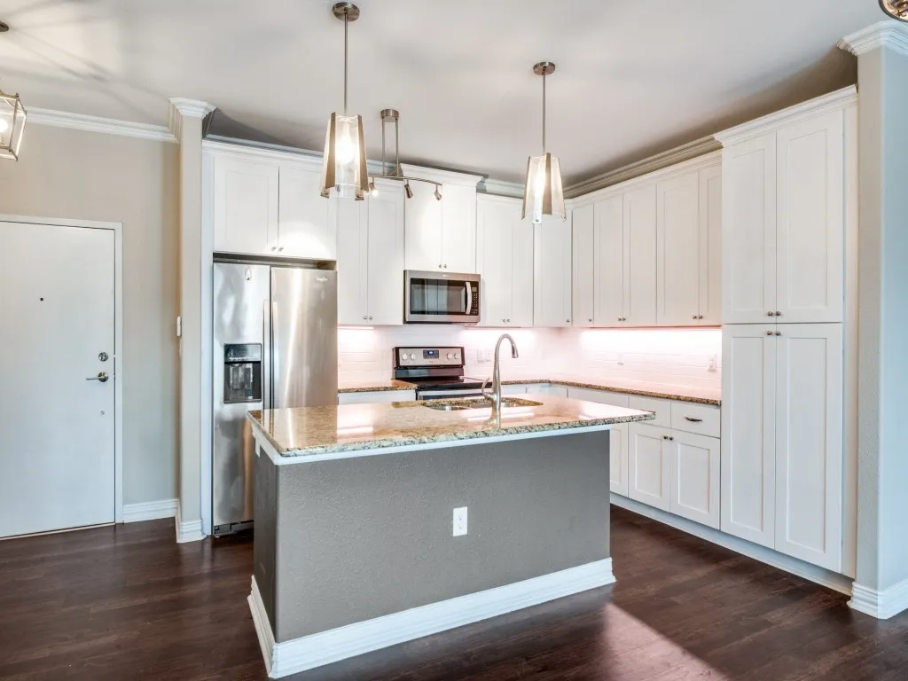 Condominium For Rent in Denton County , 2500 King Arthur Boulevard 206, Lewisville, Texas 75056, 1 Bedroom, 1 Bathroom, 1 Garage spaces, 870 Sqft, built in 2017, mls#21370752, Real Estate Agent in Lewisville, Homes For Rent in Denton county, Homes For Rent in Lewisville, Realtor in Lewisville Texas, Real Estate Brokerage Independent Realty Texas, Luminita Cordes Realtor
