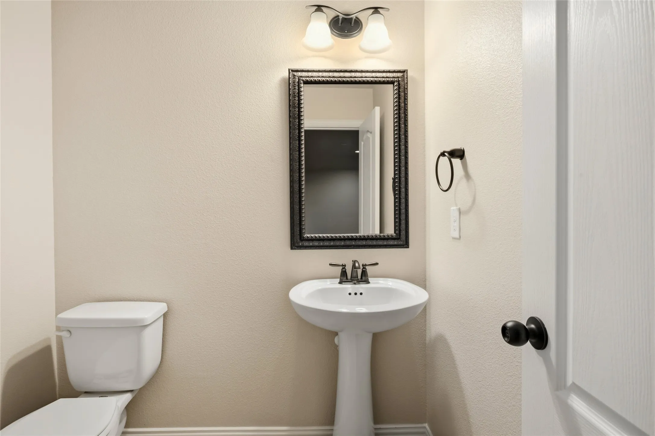 Upstairs' Bathroom