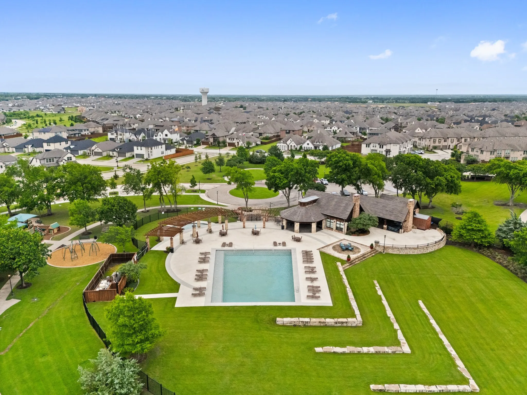 Single Family Residence For Rent in Kaufman County , 1004 Edgefield Lane, Forney, Texas 75126, 3 Bedroom, 3 Bathroom, 2 Garage spaces, 2,416 Sqft, built in 2015, mls#21373324, Real Estate Agent in Forney, Homes For Rent in Kaufman county, Homes For Rent in Forney, Realtor in Forney Texas, Real Estate Brokerage Independent Realty Texas, Luminita Cordes Realtor
