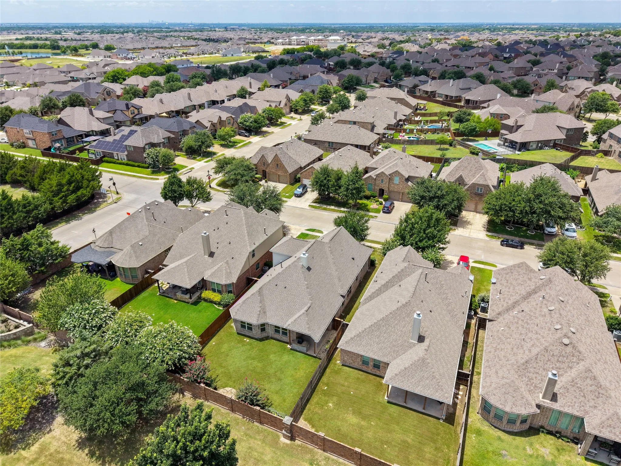 Single Family Residence For Rent in Kaufman County , 1004 Edgefield Lane, Forney, Texas 75126, 3 Bedroom, 3 Bathroom, 2 Garage spaces, 2,416 Sqft, built in 2015, mls#21373324, Real Estate Agent in Forney, Homes For Rent in Kaufman county, Homes For Rent in Forney, Realtor in Forney Texas, Real Estate Brokerage Independent Realty Texas, Luminita Cordes Realtor