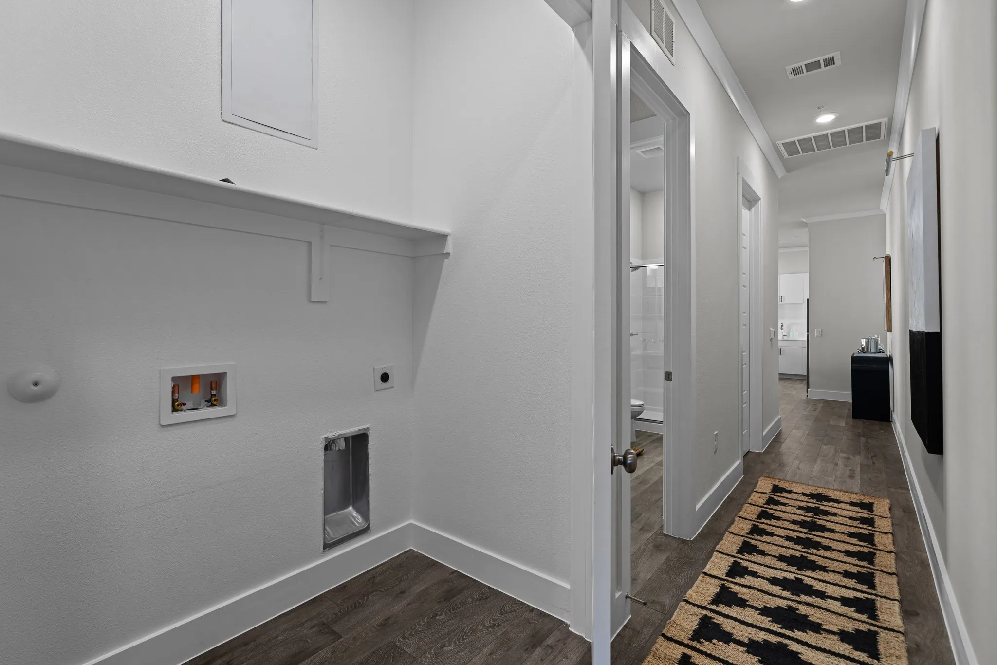 Duplex For Rent in Denton County , 4770 N Luxe Lane 602A, Denton, Texas 76207, 2 Bedroom, 2 Bathroom, 2 Garage spaces, 1,430 Sqft, built in 2024, mls#21373326, Real Estate Agent in Denton, Homes For Rent in Denton county, Homes For Rent in Denton, Realtor in Denton Texas, Real Estate Brokerage Independent Realty Texas, Luminita Cordes Realtor