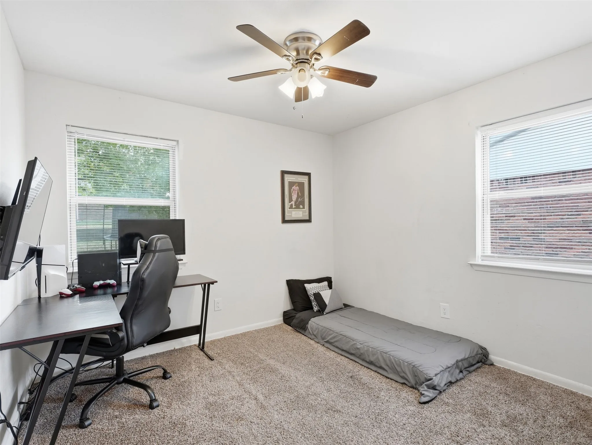 Single Family Residence For Sale in Tarrant County , 824 Crosby Avenue, White Settlement, Texas 76108, 4 Bedroom, 1 Bathroom, Garage spaces, 1,323 Sqft, built in 1964, mls#21371609, Real Estate Agent in White Settlement, Homes For Sale in Tarrant county, Homes For Sale in White Settlement, Realtor in White Settlement Texas, Real Estate Brokerage Independent Realty Texas, Luminita Cordes Realtor