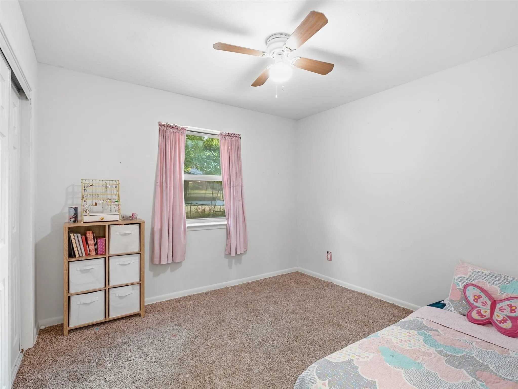 Single Family Residence For Sale in Tarrant County , 824 Crosby Avenue, White Settlement, Texas 76108, 4 Bedroom, 1 Bathroom, Garage spaces, 1,323 Sqft, built in 1964, mls#21371609, Real Estate Agent in White Settlement, Homes For Sale in Tarrant county, Homes For Sale in White Settlement, Realtor in White Settlement Texas, Real Estate Brokerage Independent Realty Texas, Luminita Cordes Realtor