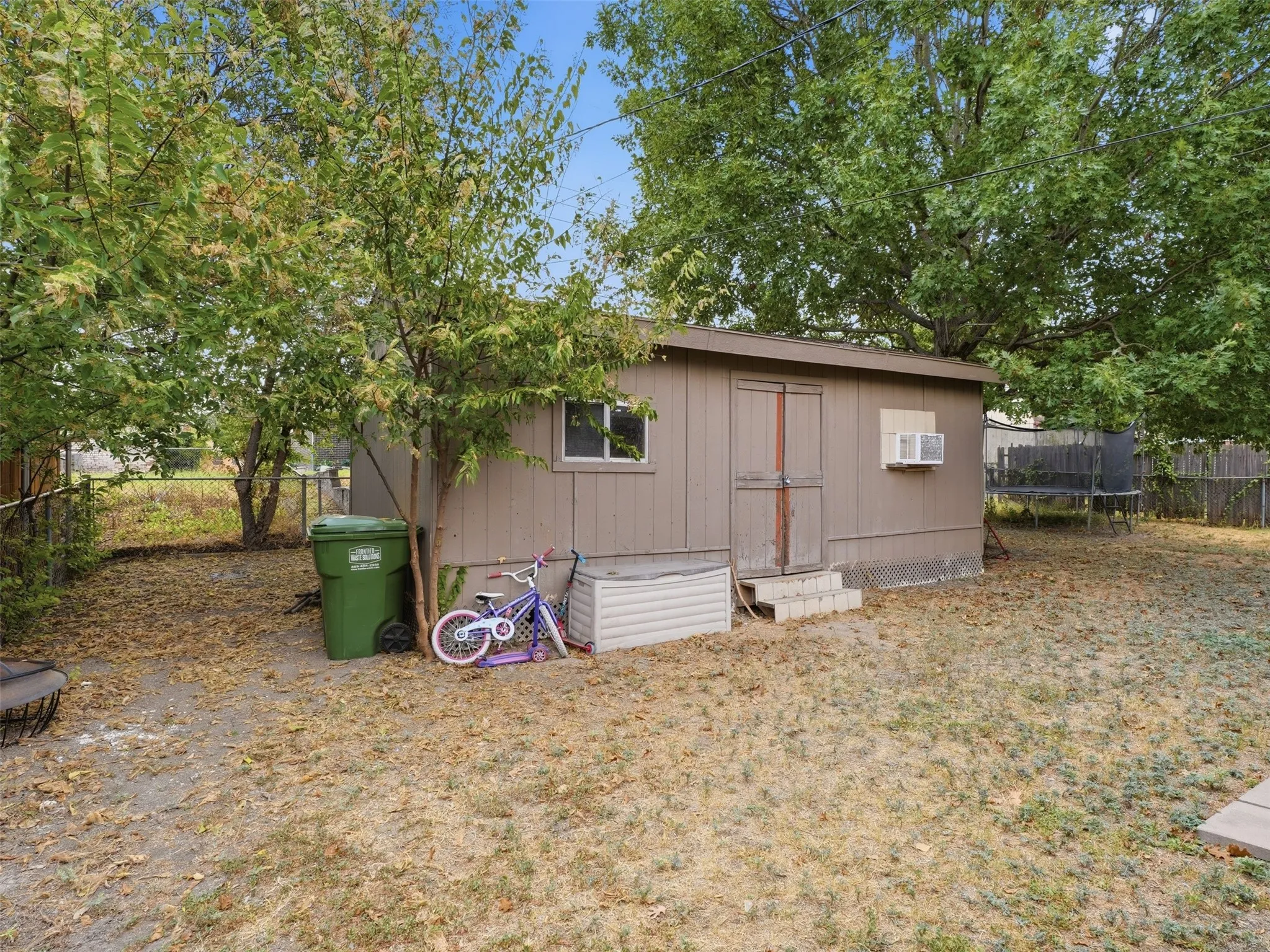 Single Family Residence For Sale in Tarrant County , 824 Crosby Avenue, White Settlement, Texas 76108, 4 Bedroom, 1 Bathroom, Garage spaces, 1,323 Sqft, built in 1964, mls#21371609, Real Estate Agent in White Settlement, Homes For Sale in Tarrant county, Homes For Sale in White Settlement, Realtor in White Settlement Texas, Real Estate Brokerage Independent Realty Texas, Luminita Cordes Realtor