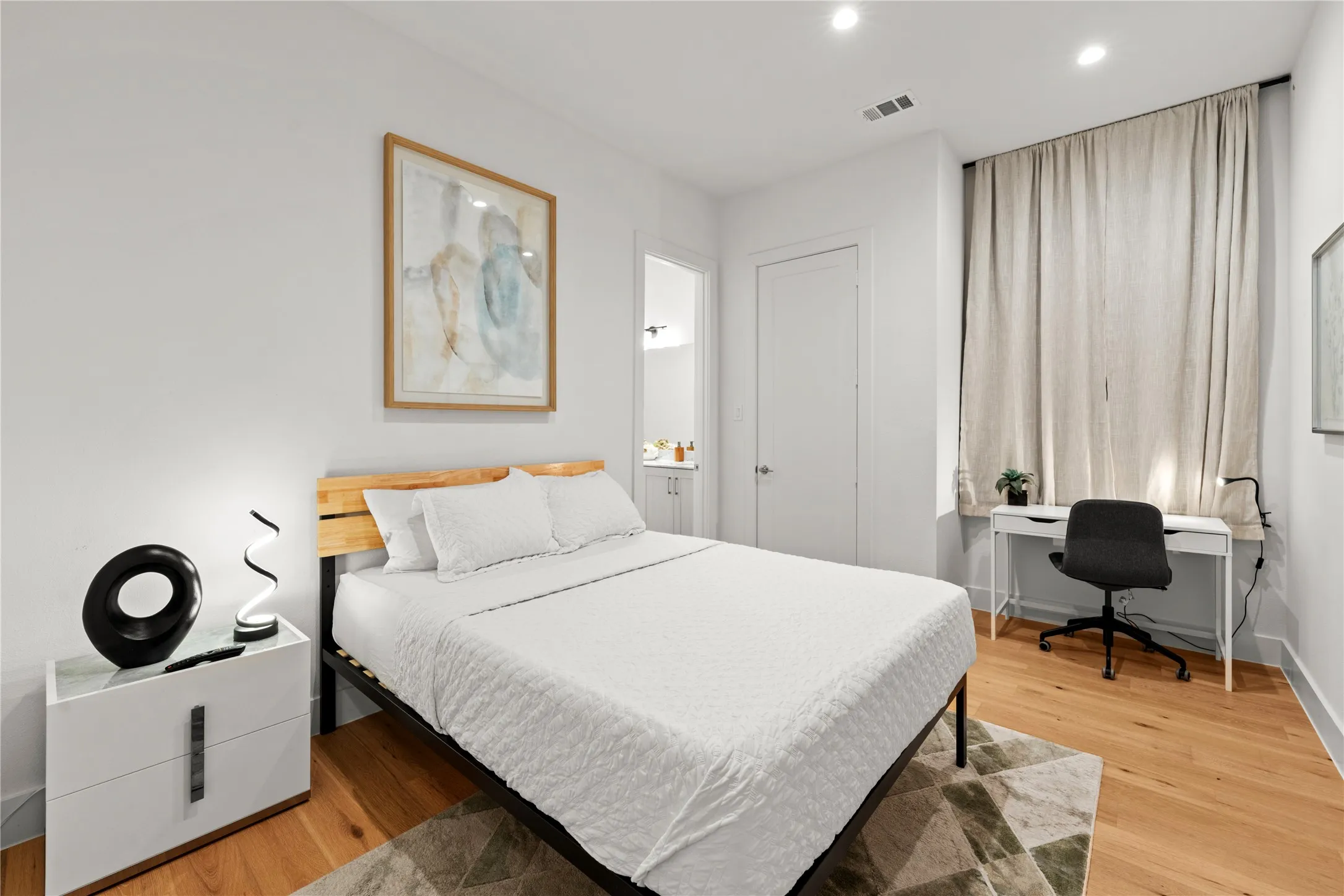 Third bedroom with ensuite.