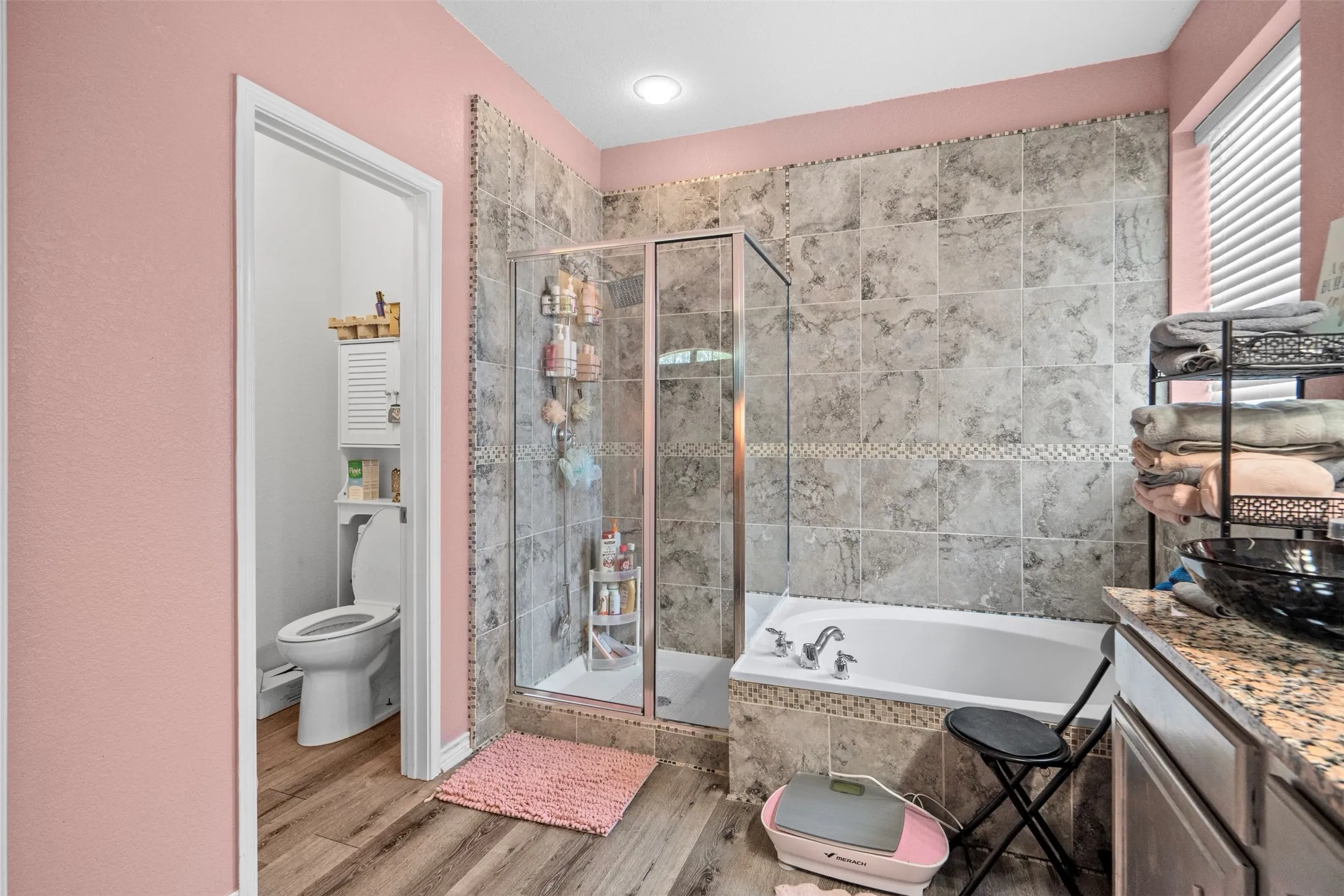 Single Family Residence For Sale in Dallas County , 804 Montrose Trail, De Soto, Texas 75115, 4 Bedroom, 3 Bathroom, 2 Garage spaces, 2,608 Sqft, built in 2006, mls#21373328, Real Estate Agent in De Soto, Homes For Sale in Dallas county, Homes For Sale in De Soto, Realtor in De Soto Texas, Real Estate Brokerage Independent Realty Texas, Luminita Cordes Realtor